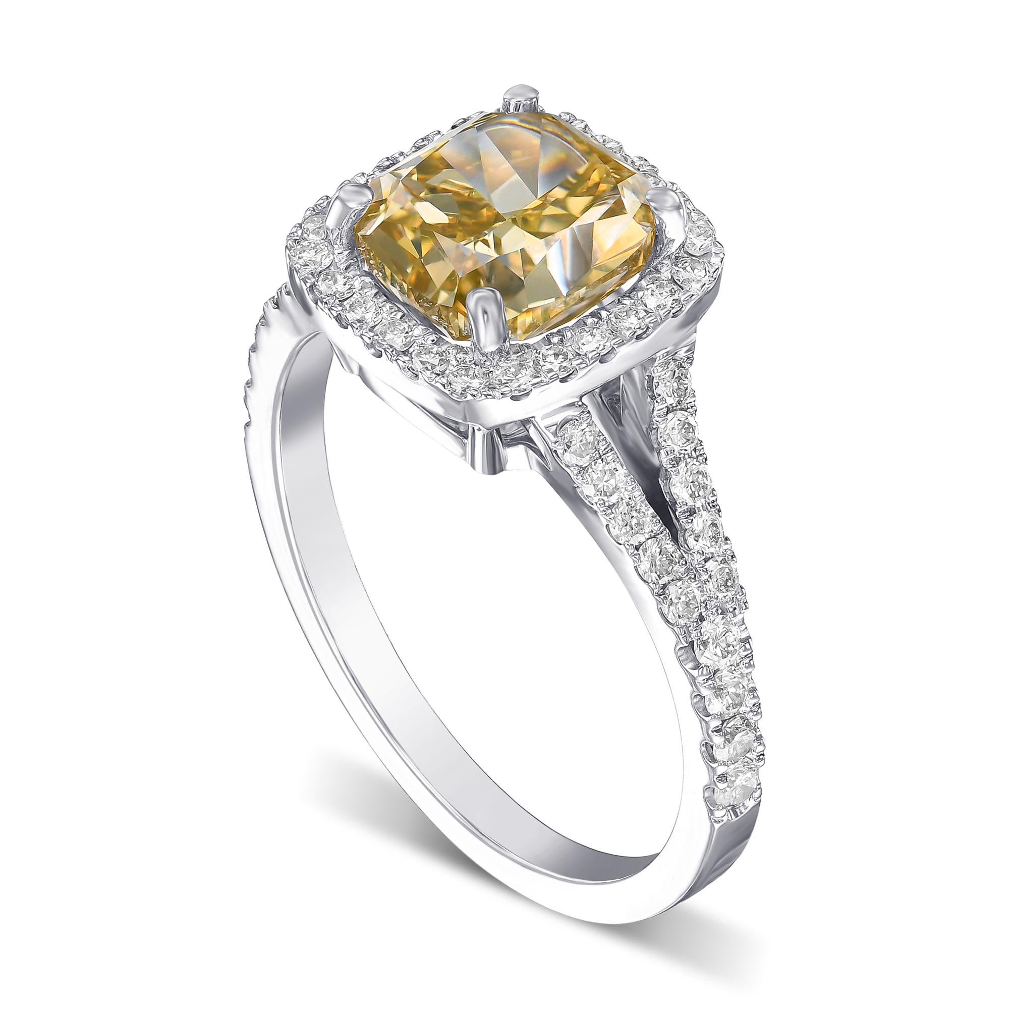 NO RESERVE - GIA 3.14 TCW Fancy Diamond Diamond, 18 Karat White Gold Ring In New Condition In Ramat Gan, IL