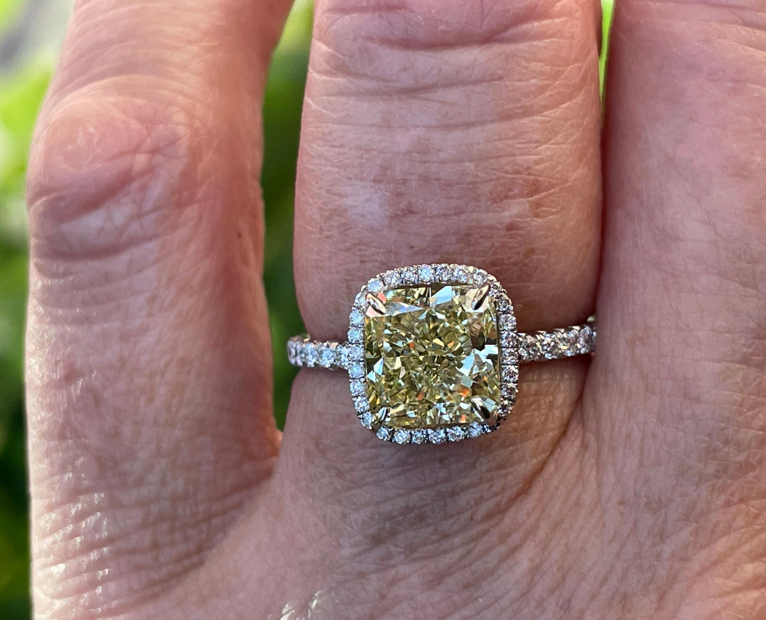 GIA 3.14ctw Estate Vintage Natural Fancy Yellow Radiant Diamond Plat 18k Ring For Sale 9