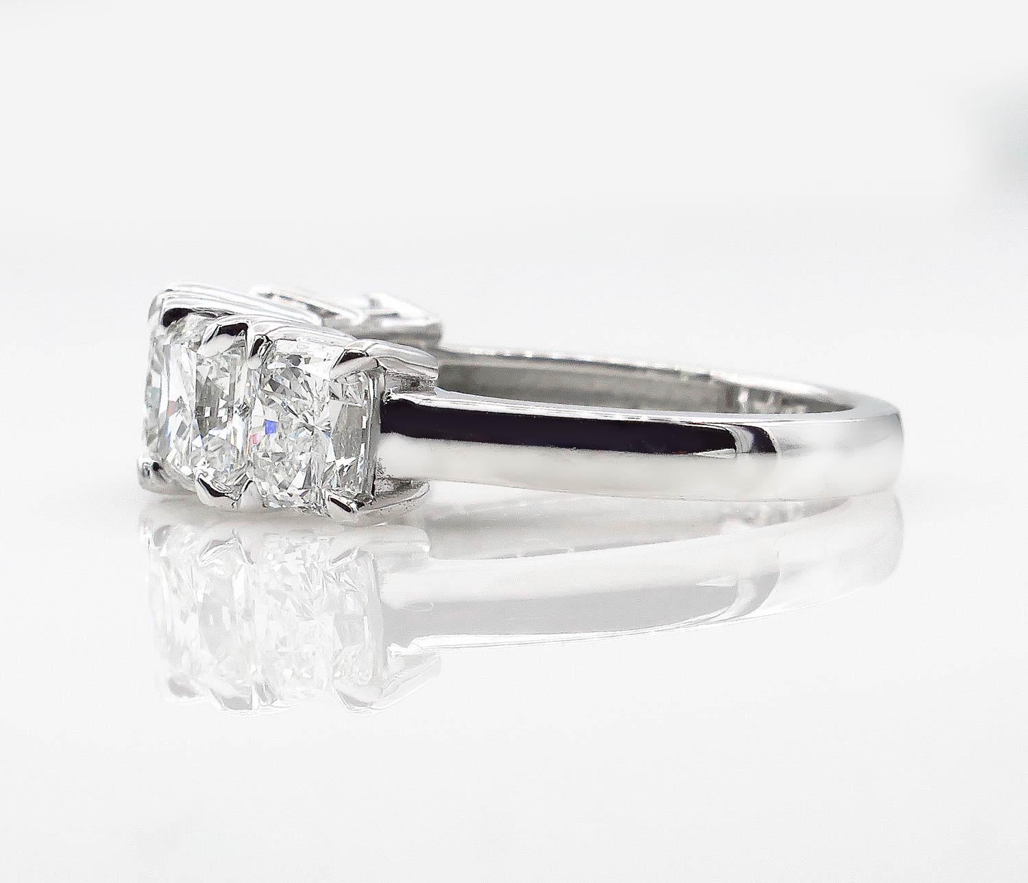 Women's GIA 3.16 Carat Estate Vintage Radiant Diamond Engagement Wedding Platinum Ring