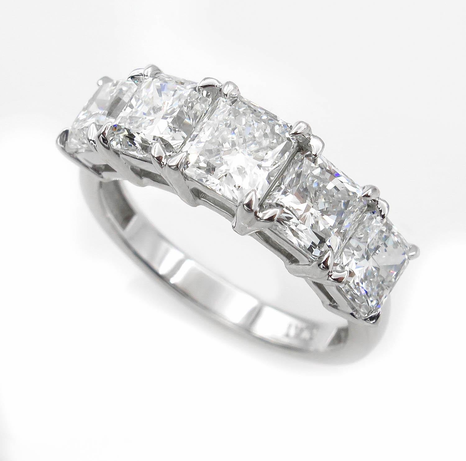 GIA 3.16 Carat Estate Vintage Radiant Diamond Engagement Wedding Platinum Ring 3