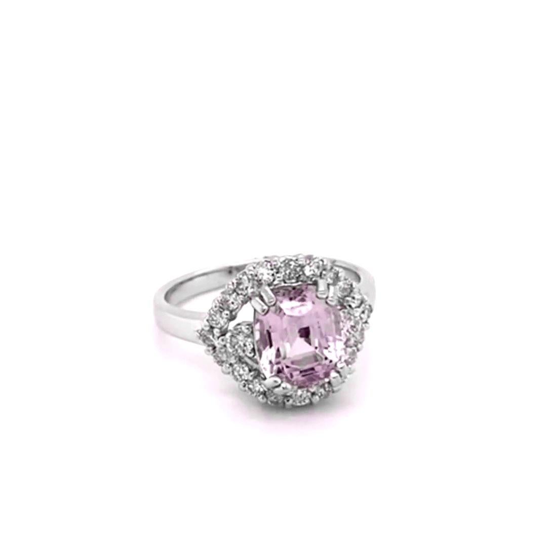 Women's GIA 3.17 Carat No Heat Natural Ceylon Light Pink Sapphire 14k White Gold Ring For Sale