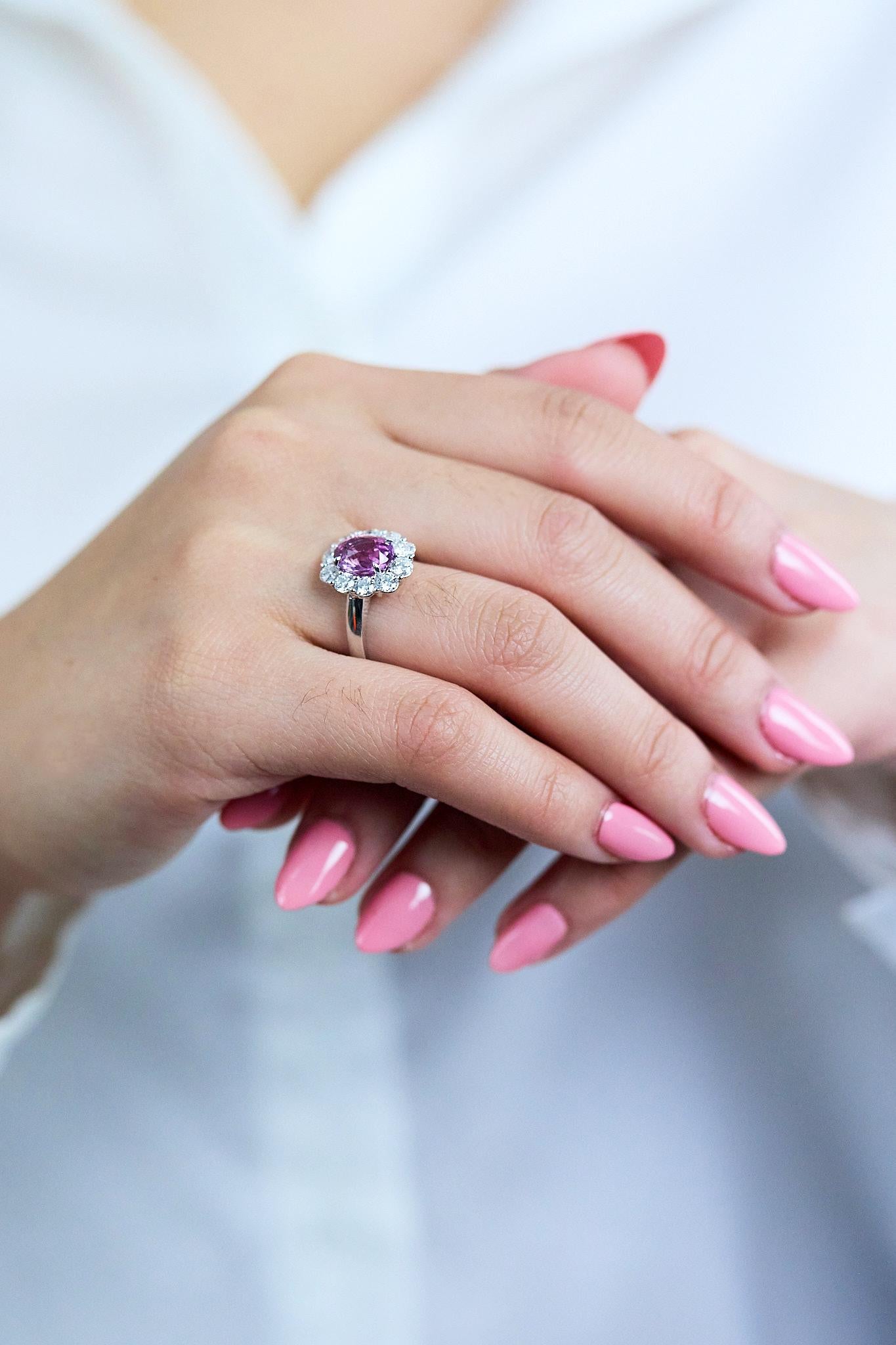 GIA Certified 3.20 Carats Oval Cut Pink Sapphire & Diamond Halo Floral Ring For Sale 3