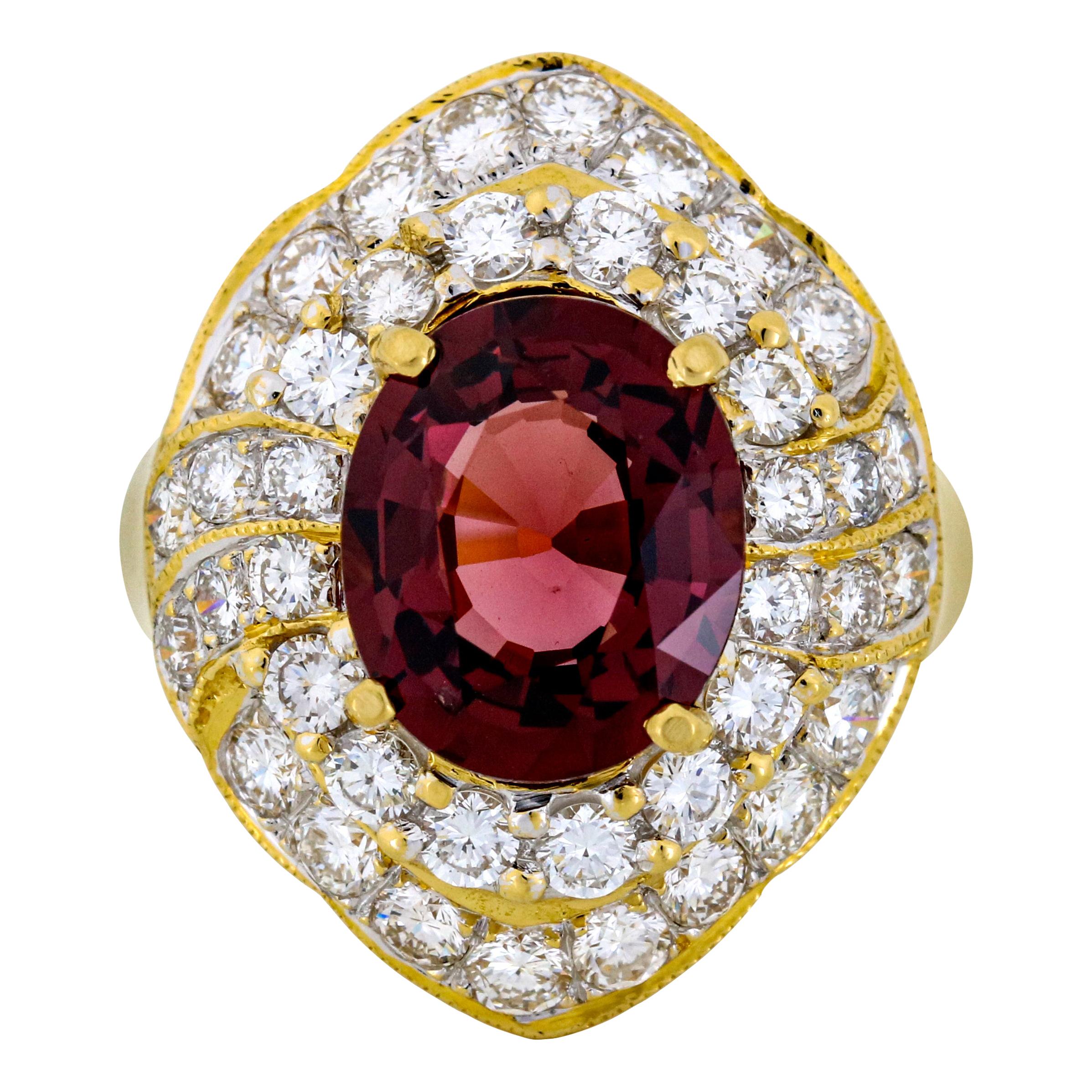 GIA 3.25 Carat Red Spinel Diamond Cocktail Ring in 18 Karat Yellow Gold For Sale