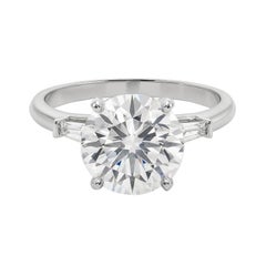 GIA 3,25ct Runder Drei-Stein konisch zulaufender Baguette 18K Weißgold Diamantring