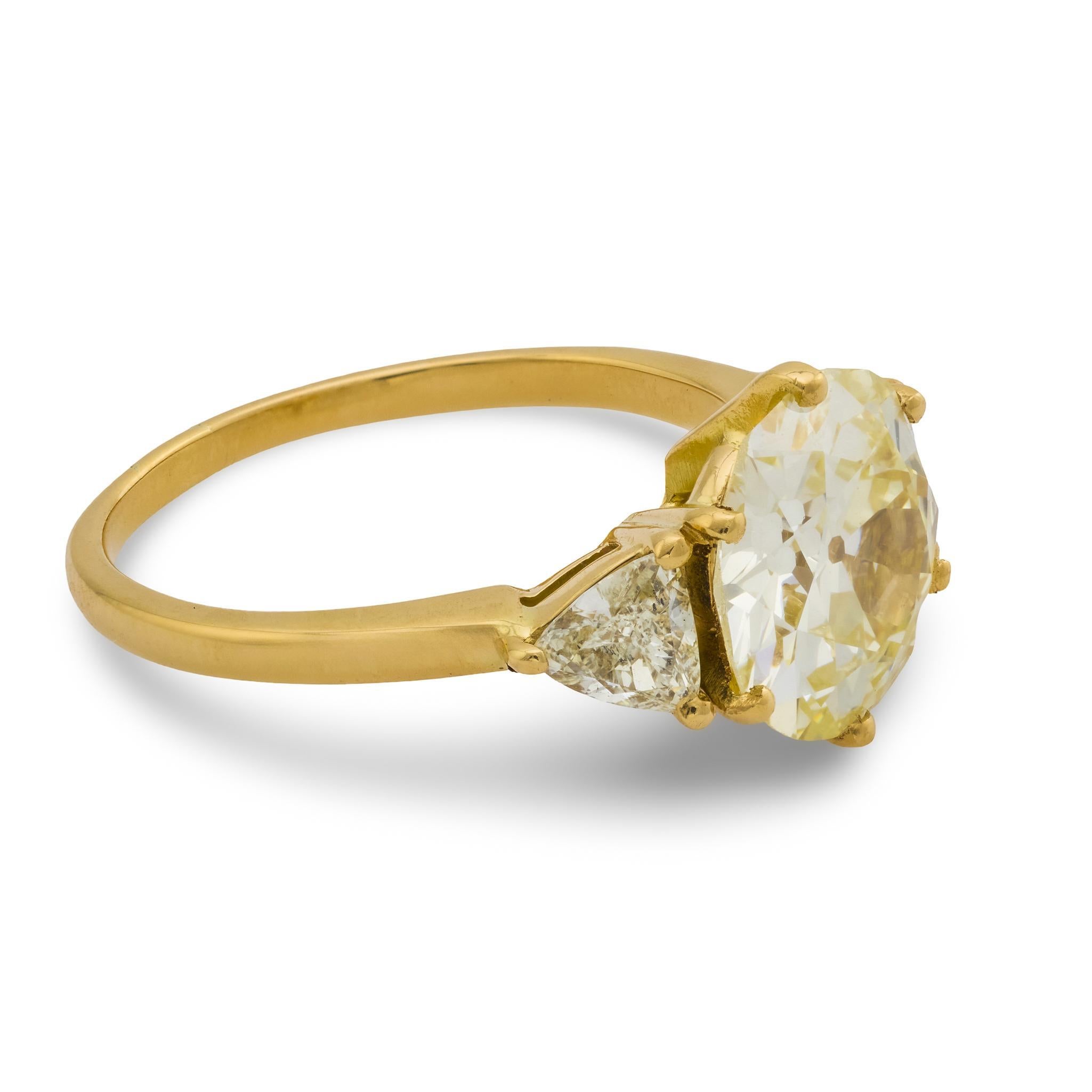 GIA Anello di fidanzamento in oro giallo 18k con diamante vecchio taglio europeo da 3,35 carati In condizioni buone in vendita a Beverly Hills, CA
