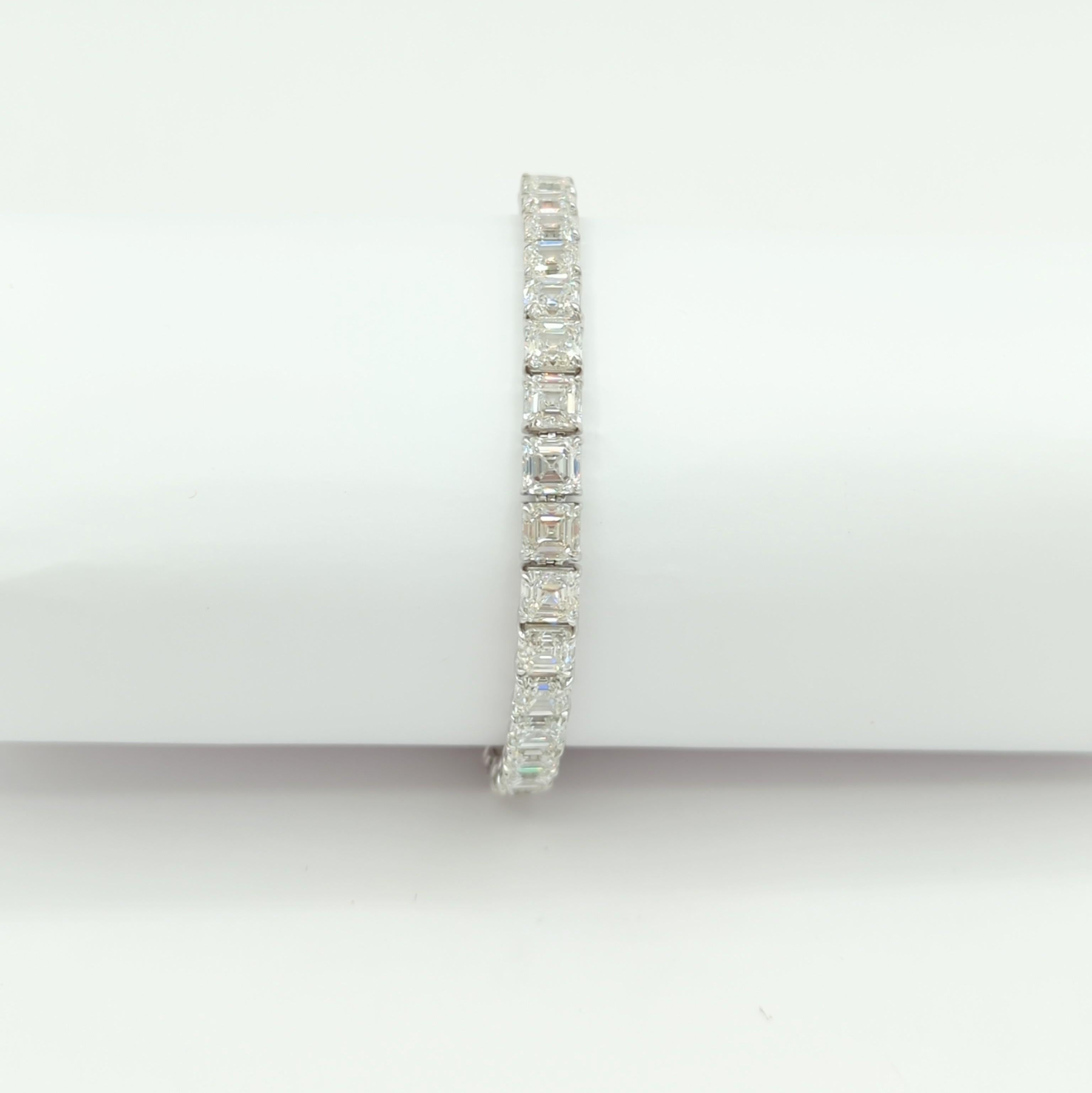 Bracelet tennis en or blanc 18 carats avec diamants blancs taille Asscher de 34,06 carats, certifiés GIA 1