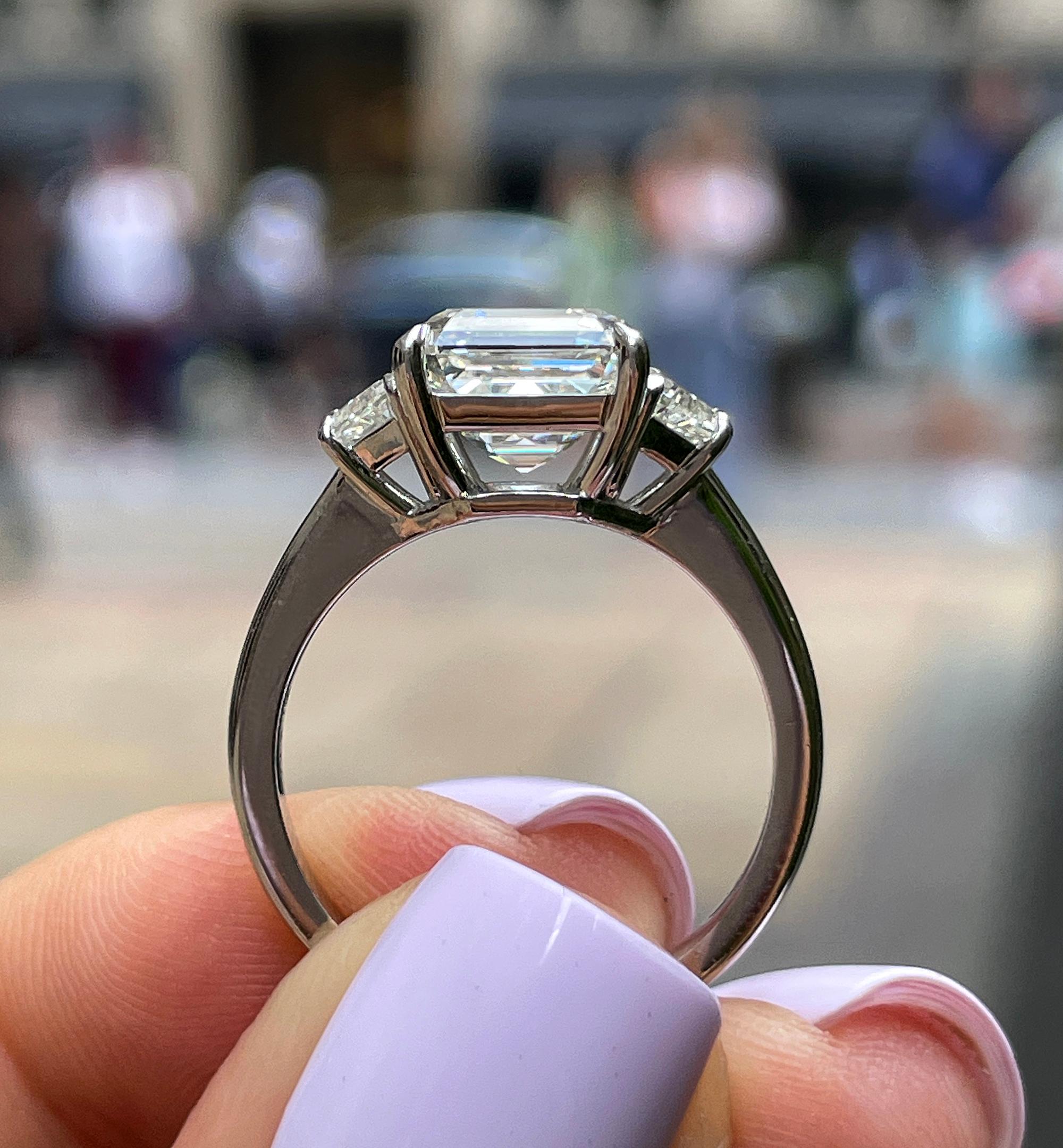 GIA 3.47ct Asscher Cut Diamond 3 Stone Engagement Wedding Platinum Ring For Sale 5