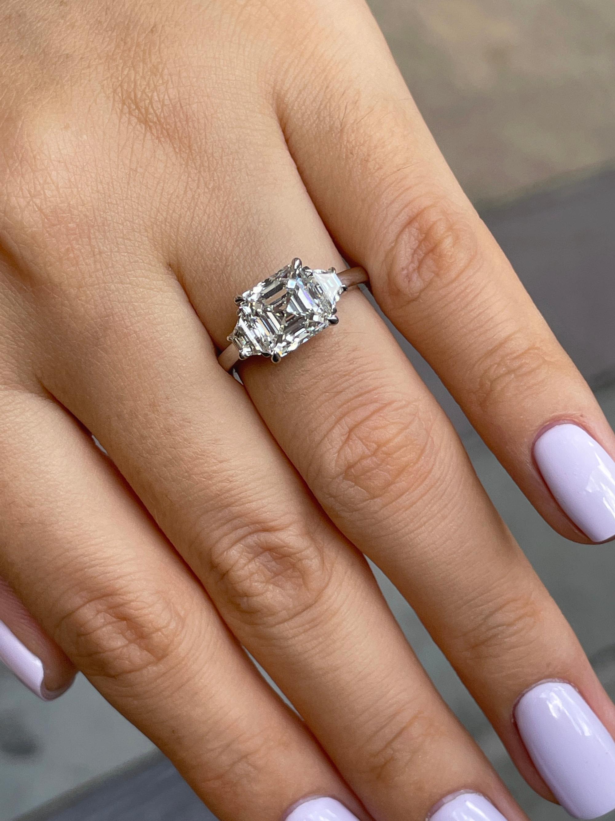 GIA 3.47ct Asscher Cut Diamond 3 Stone Engagement Wedding Platinum Ring For Sale 8