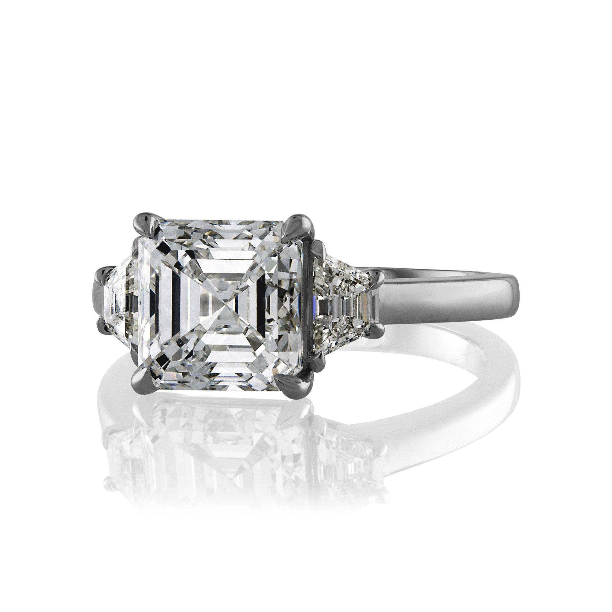Zeitlose Estate GIA 3,47ct Asscher Cut Diamond Engagement Jahrestag 3 Stein Platin Ring.

Dieser beeindruckende Ring wird Ihnen den Atem rauben! Eine einmalige Gelegenheit, einen GROSSEN, 100% NATÜRLICHEN, NICHT behandelten Diamanten zu einem