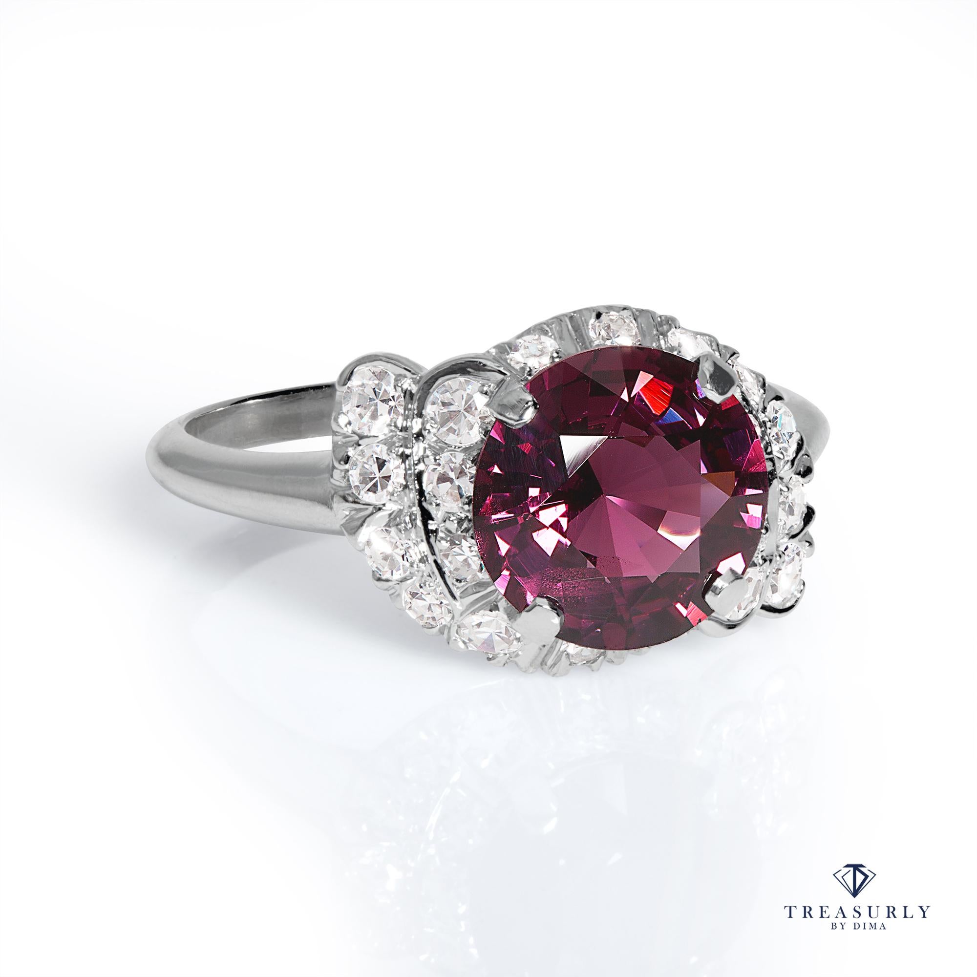 1950s Vintage Natural 3.50ct No-Heat Round Purple SPINEL Diamond Platinum Ring, GIA.

A SUPER fine Estate Ring features a Gorgeous gem : 2.94ct carat Natural Unheated 