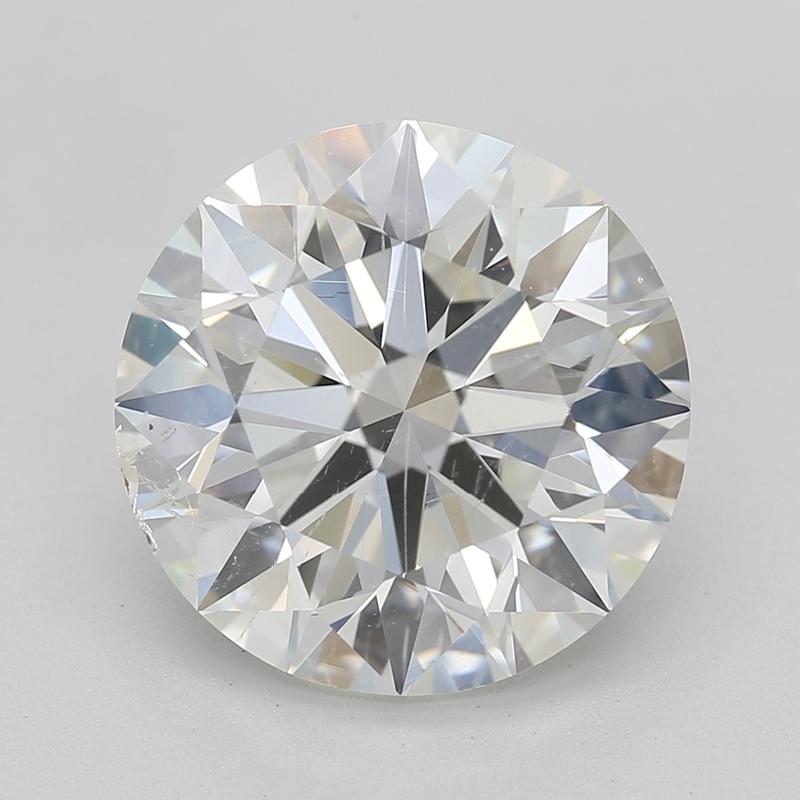 Zeitlose Eleganz trifft in diesem atemberaubenden Diamantring auf moderne Raffinesse. Sein Herzstück ist ein faszinierender runder Diamant mit einem Gewicht von 3,51 cm, der für seine auffallende Brillanz und sein Feuer bekannt ist und mit J und SI2