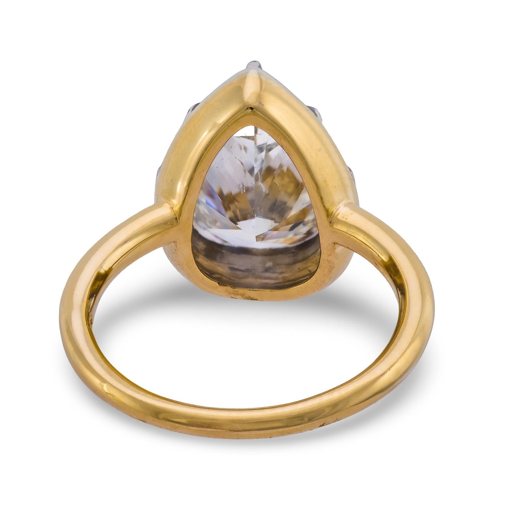 GIA Anello di fidanzamento in oro giallo 14k e platino con diamante a forma di pera da 3,52 carati in vendita 1