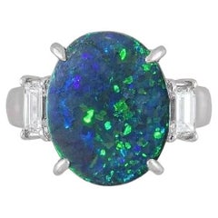 GIA 3,59 Karat Schwarzer Opal und Diamant 3-Stein-Ring aus Platin