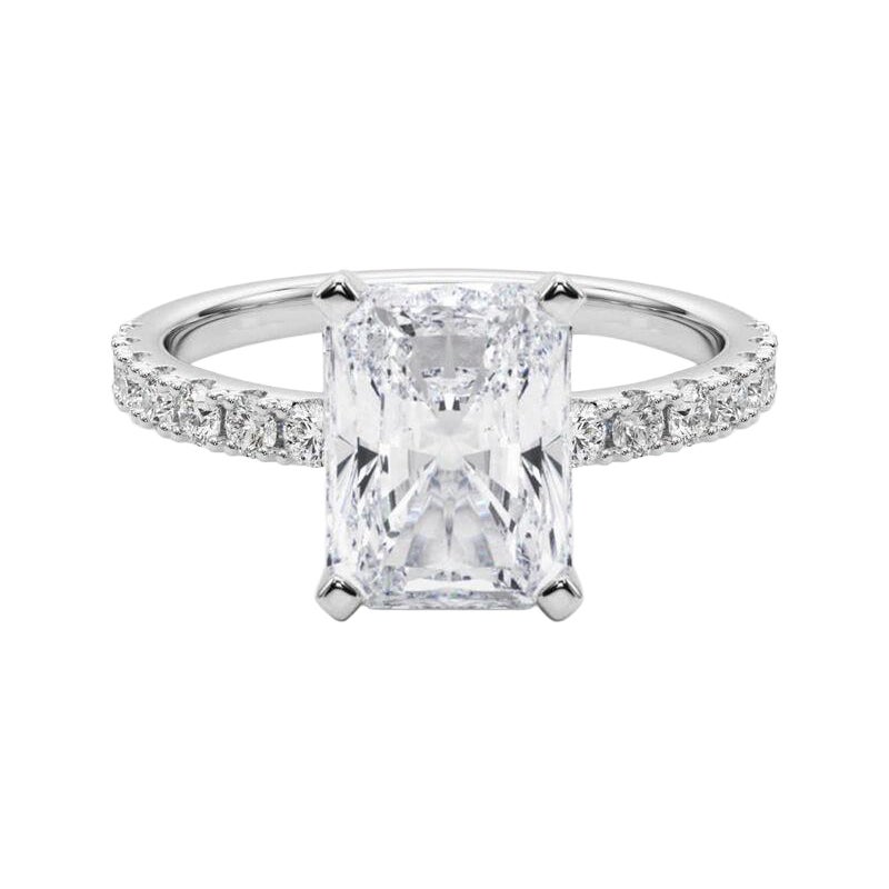 GIA 3,5 ct Solitario radiante con media eternidad Anillo de diamantes de oro blanco de 18 quilates en venta