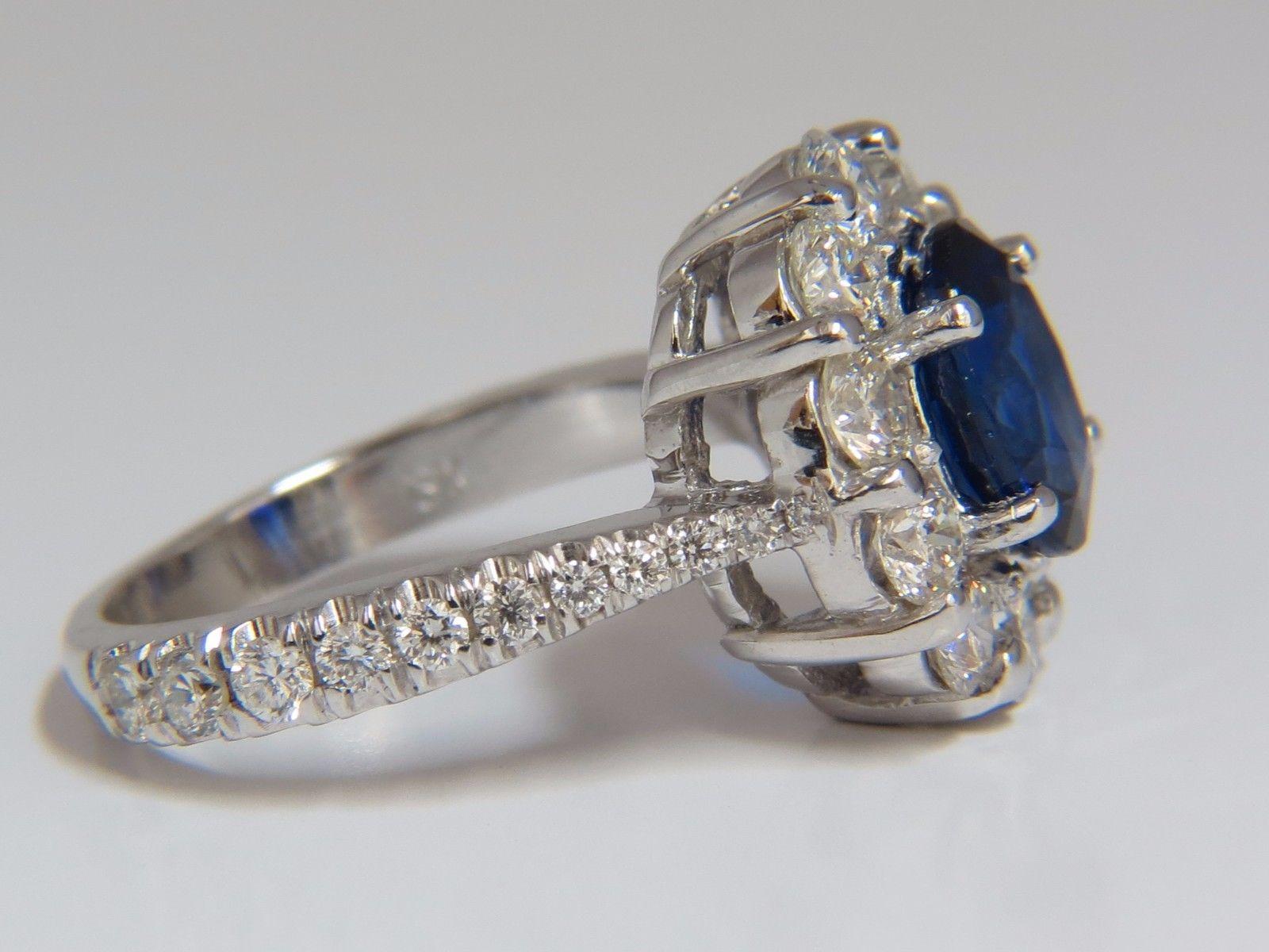 Oval Cut GIA 3.67 Carat Natural Vivid Royal Blue Diamonds Ring Cluster Halo 18 Karat For Sale