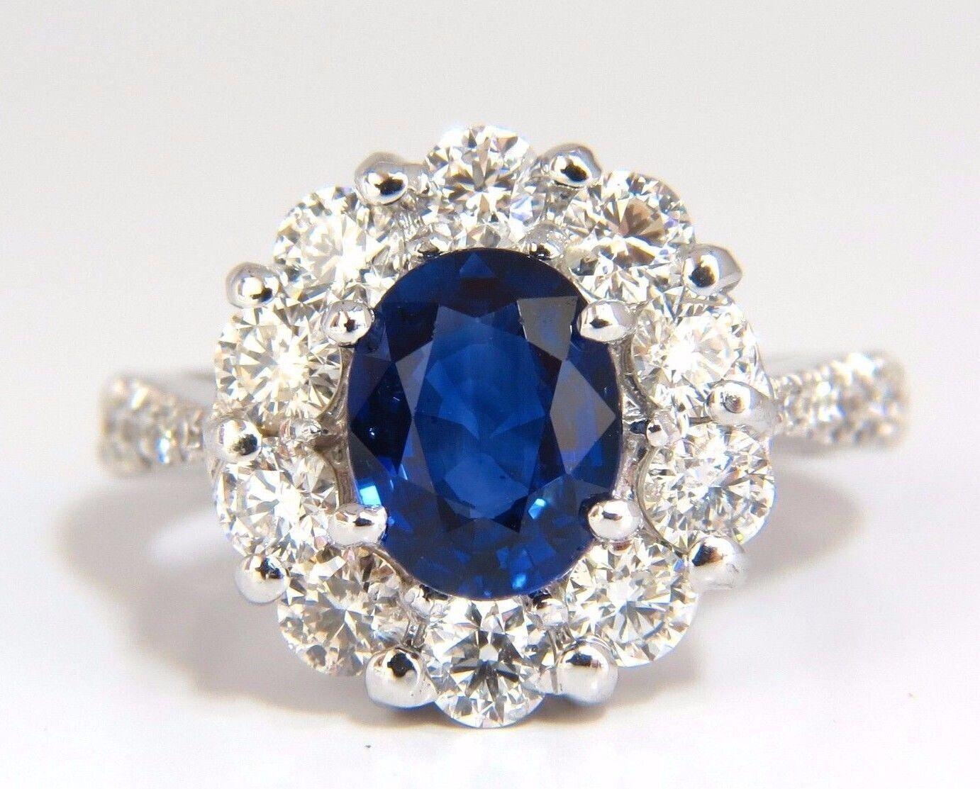 GIA 3.67CT Natural Vivid Royal Blue Diamonds Ring Cluster 18KT Gold en vente 1