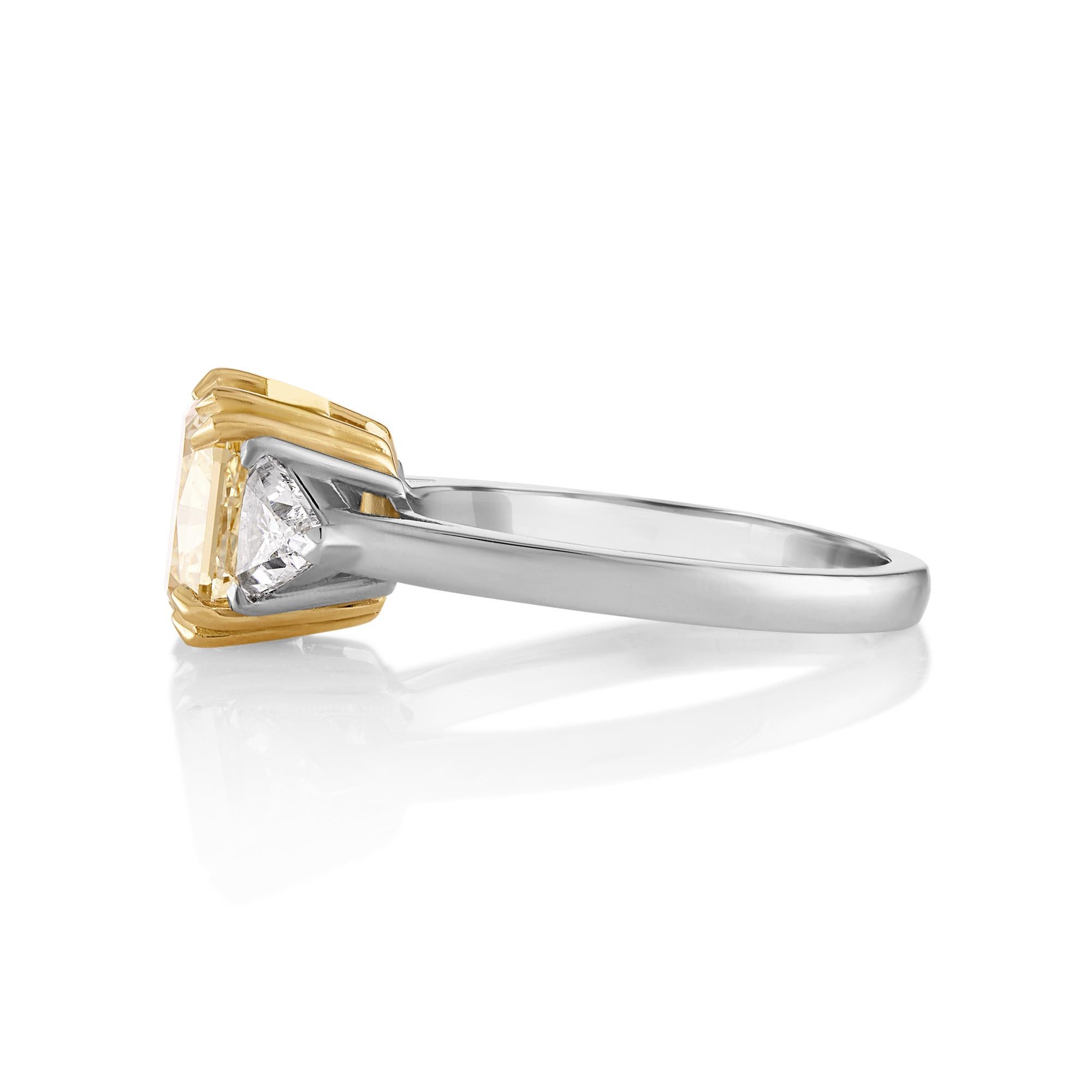 Platin-Verlobungsring, GIA 3,68 Karat Nachlass Fancy Gelber strahlender 3 Stein, Verlobungsring 1