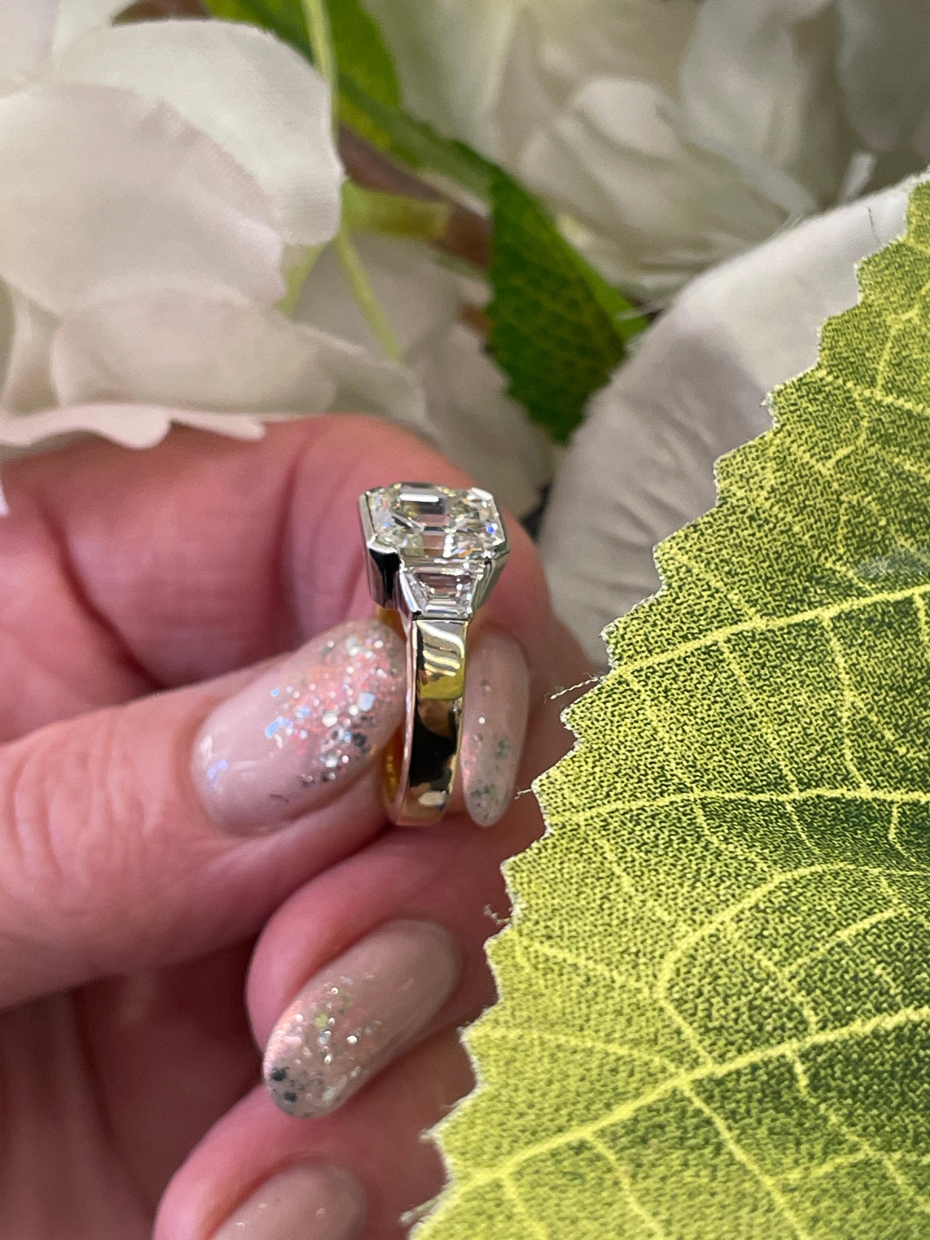 GIA 3.75CT Estate Vintage Emerald Diamond 3 Stone Engagement Wed Pl, 18KYG Ring For Sale 5