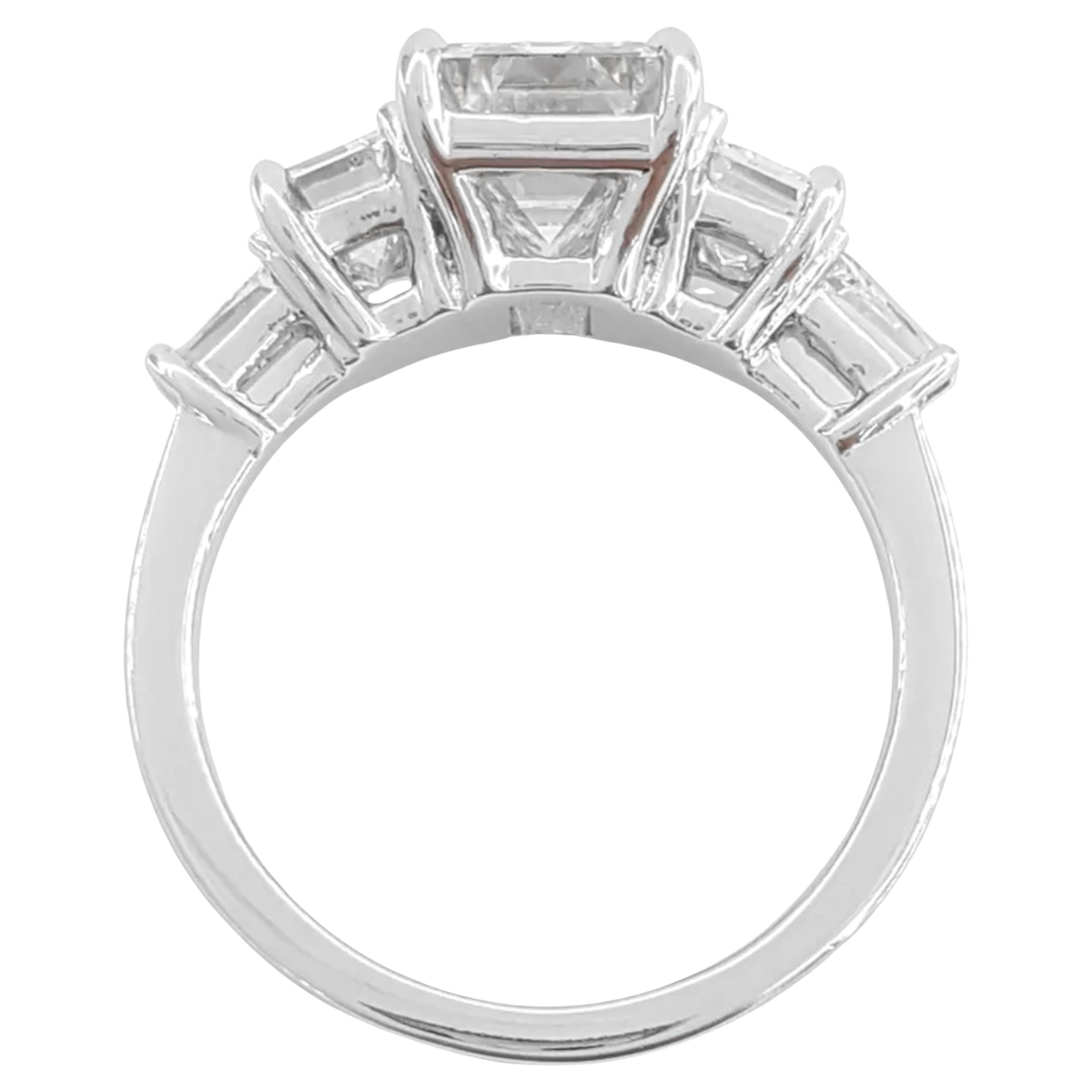 GIA 3.80 ct Emerald cut diamond engagement ring In New Condition For Sale In Chicago, IL