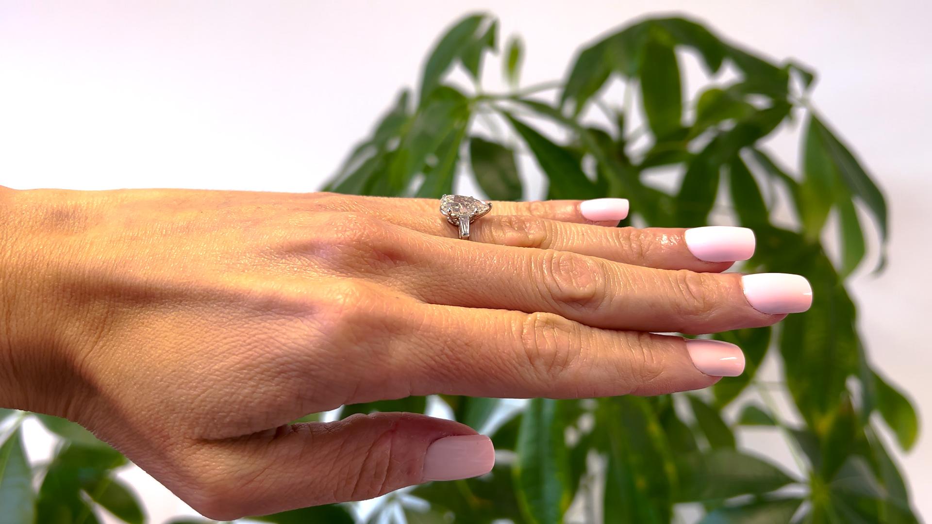 Women's or Men's GIA 3.82 Carat Pear Cut Diamond Platinum Ring For Sale