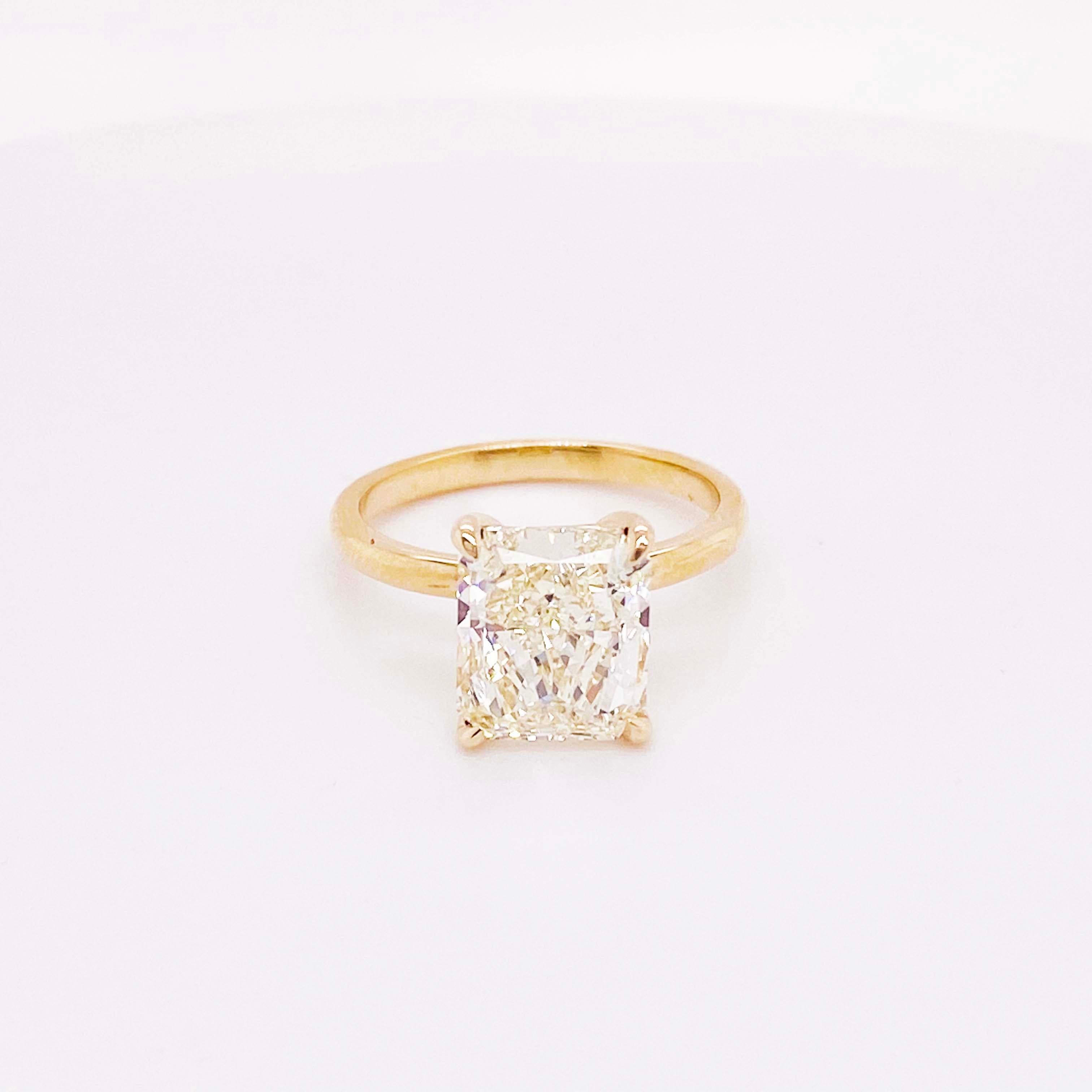 Modern Made-to-Order GIA Radiant Diamond Solitaire Engagement Ring 14 Karat Yellow Gold