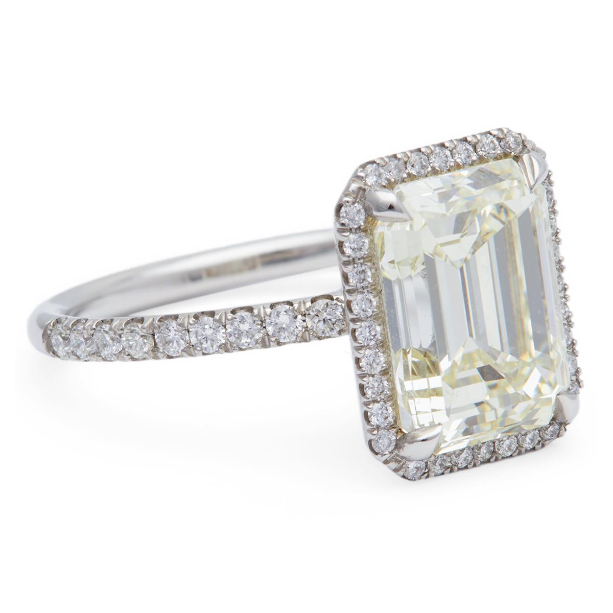 GIA 3,92 Karat Smaragdschliff Diamant Pave Cut Diamantring 1