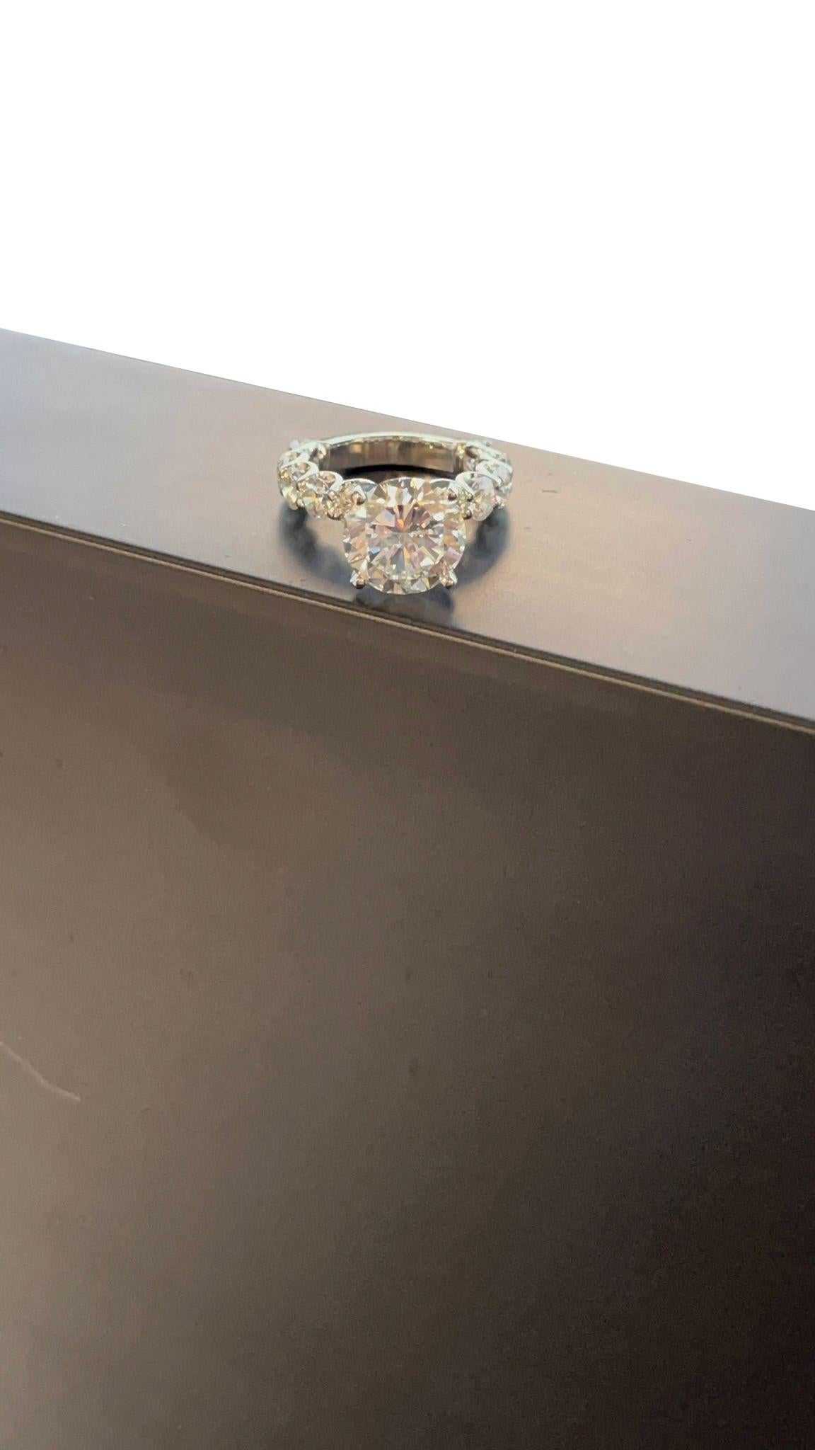 3,61ct GIA Center natürlichen runden Diamanten mit 2ct runden Diamanten Weißgold Ring im Angebot 5