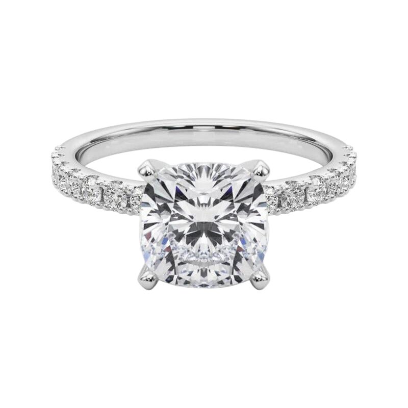 GIA 3ct Cushion Solitaire con media eternidad Anillo de diamantes de oro blanco de 18 quilates
