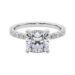 GIA 3ct Cushion Solitaire con media eternidad Anillo de diamantes de oro blanco de 18 quilates