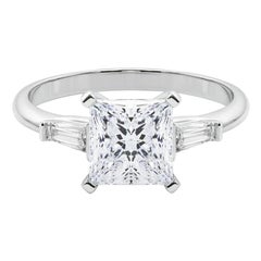 GIA 3ct Prinzessin Drei-Stein verjüngt Baguette 18K Weißgold Diamantring