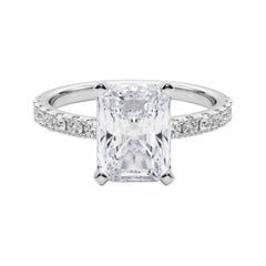 GIA 3ct Solitario radiante con media eternidad Anillo de diamantes de oro blanco de 18 quilates