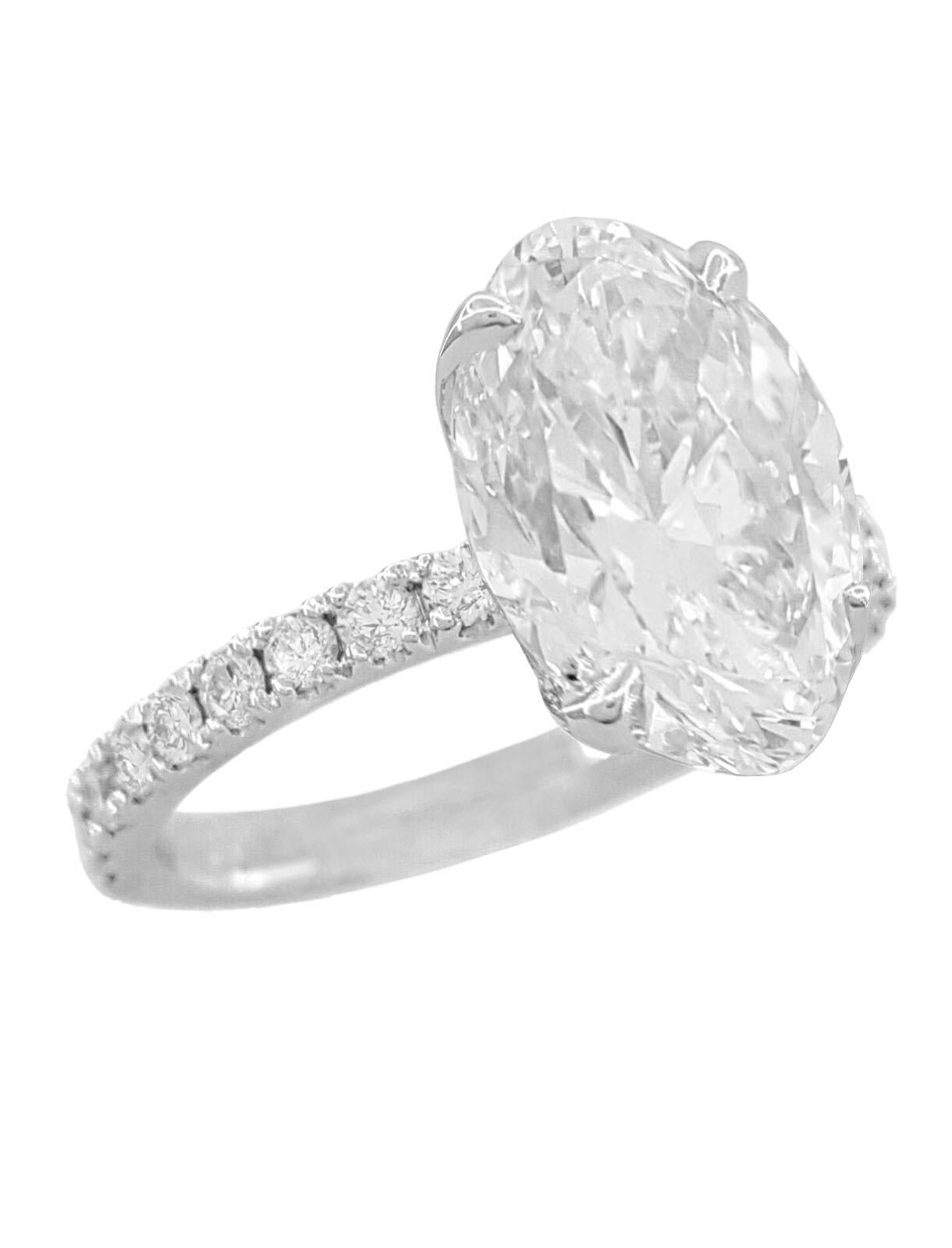Contemporary GIA 4 Ct E Color VS Clarity Oval Brilliant Cut Diamond 18K White Gold Ring  For Sale