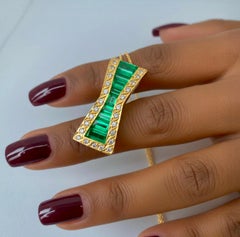 GIA 5.00 Carat Fine Muzo Colombian Emerald Pendant 18K Gold