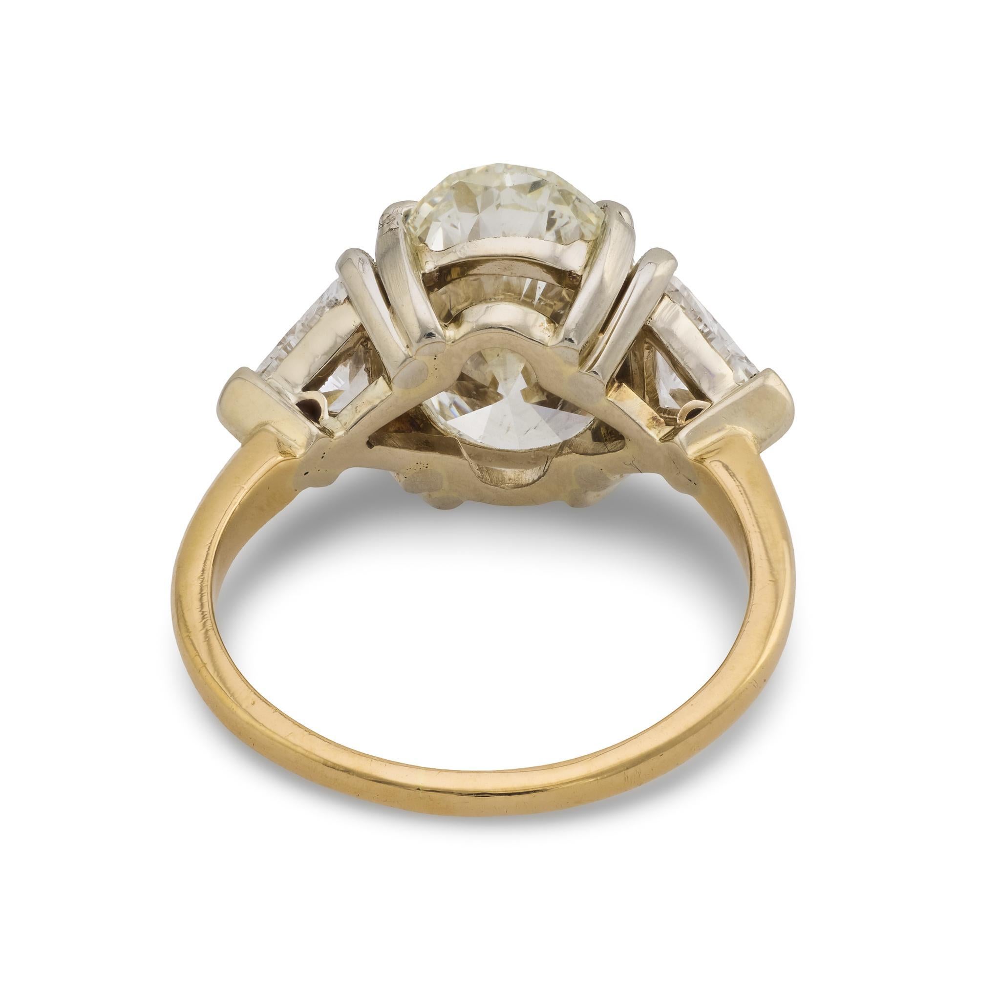 Bague de fiançailles en or jaune et blanc GIA 4,01 carats diamant taille ovale 14k Pour femmes en vente