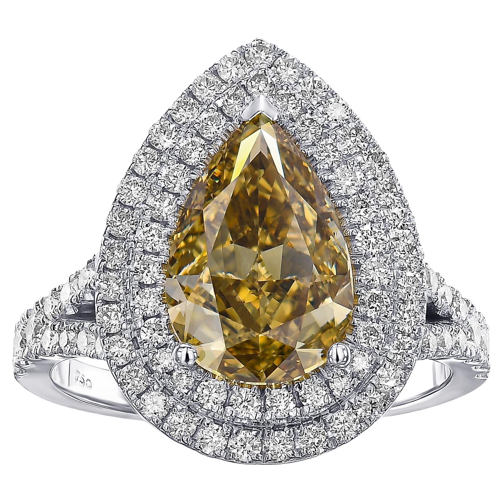 GIA 4.01 TCW VS Fancy Diamond Pear Diamond Halo, 18 Kt. White Gold, Ring