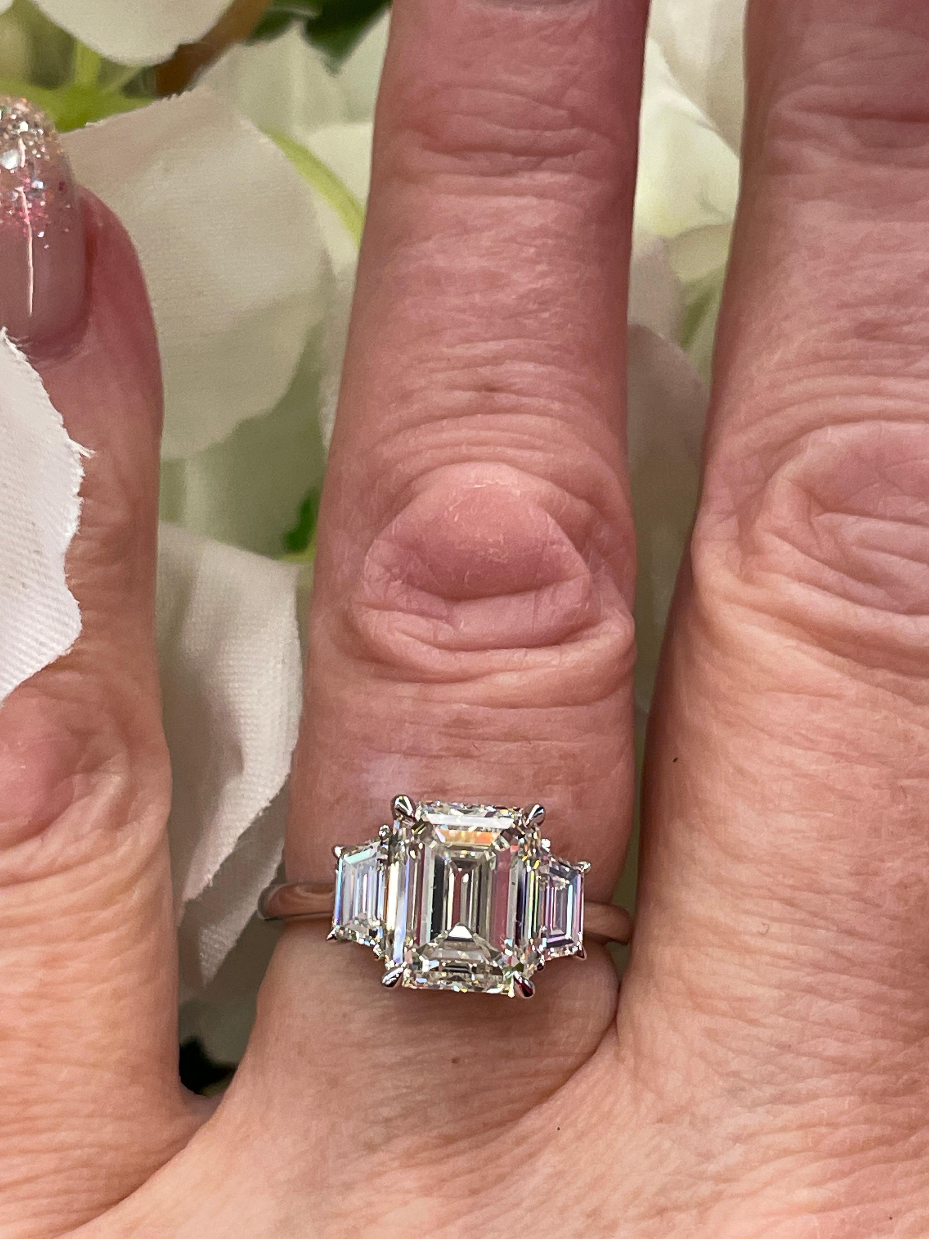 GIA 4.01CT Estate Vintage Emerald Diamond 3 Stone Engagement Wedding Plat Ring For Sale 7