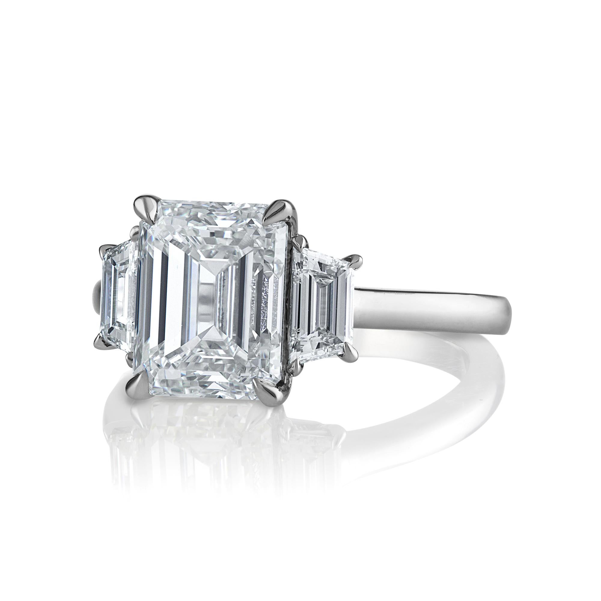 Modern GIA 4.01CT Estate Vintage Emerald Diamond 3 Stone Engagement Wedding Plat Ring For Sale