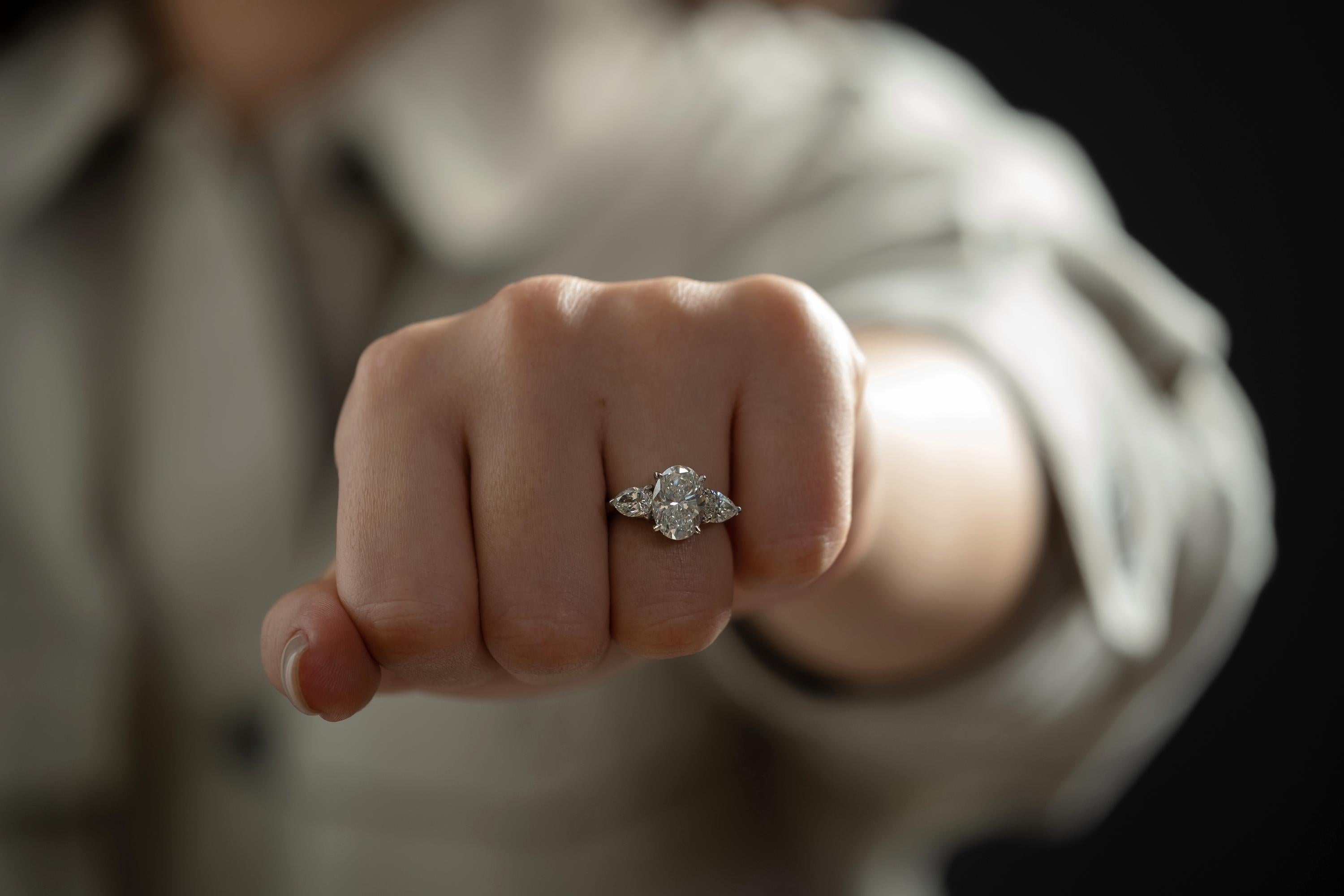 GIA 4.01ct Estate Vintage Oval Diamond 3 Stone Engagement Wedding Platinum Ring 7