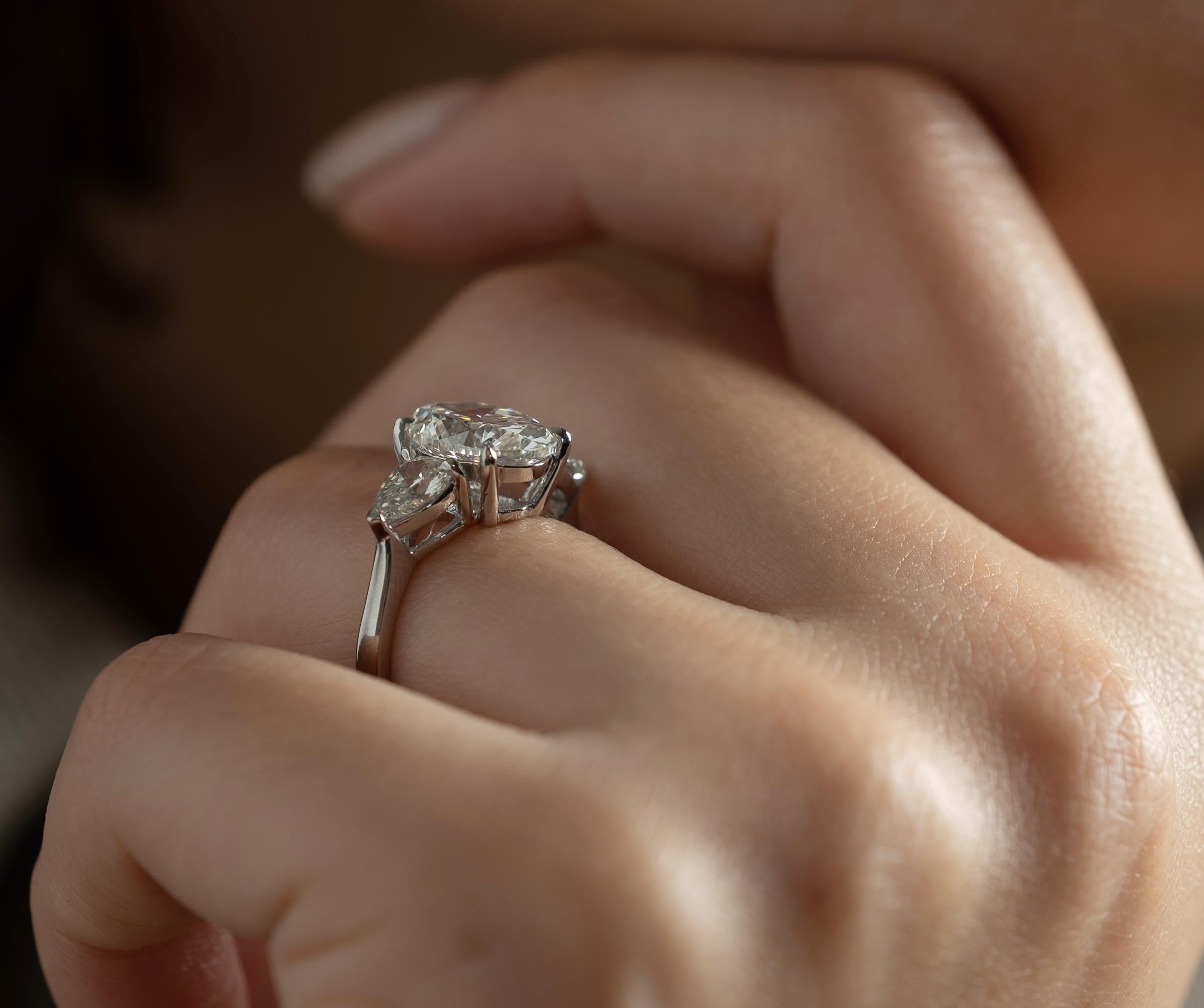 GIA 4.01ct Estate Vintage Oval Diamond 3 Stone Engagement Wedding Platinum Ring 11
