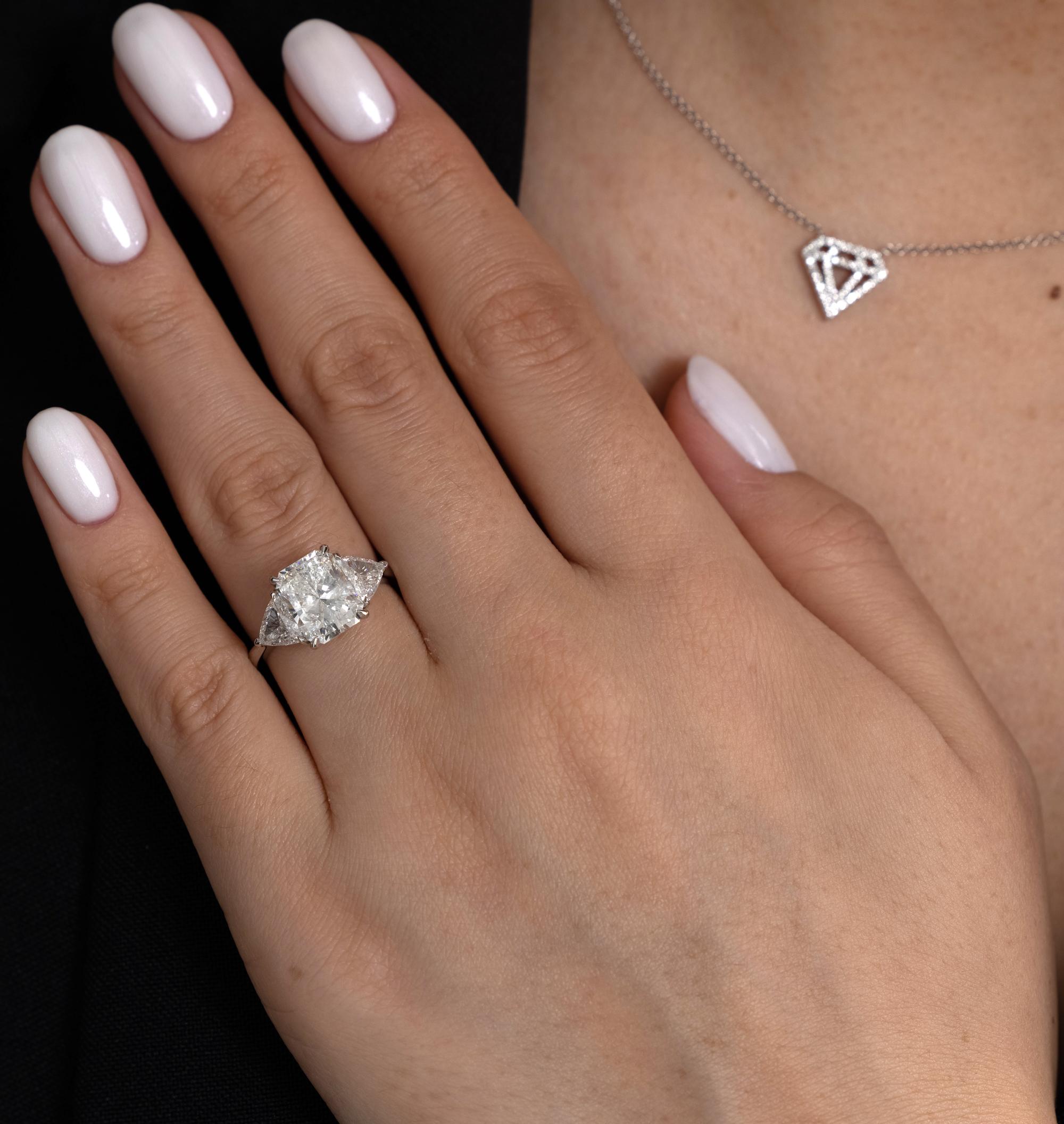 GIA 4.01Ct Estate Vintage Radiant Diamond 3 Stone Engagement Wedding Plat Ring 8