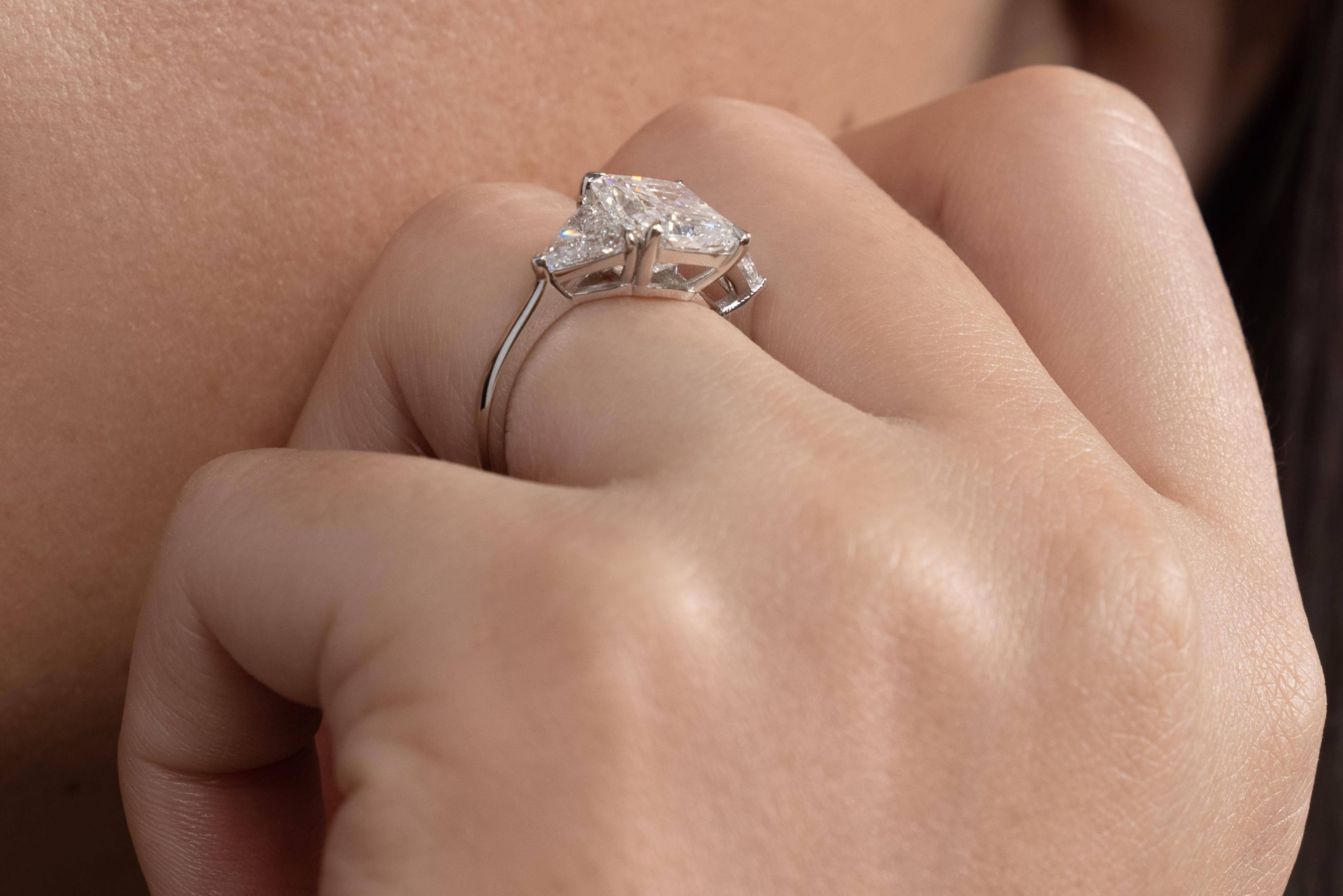 GIA 4.01Ct Estate Vintage Radiant Diamond 3 Stone Engagement Wedding Plat Ring 10