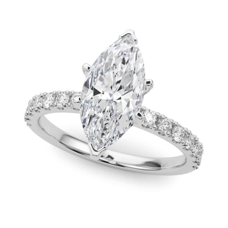 Taglio marquise GIA 4,01ct Solitario Marquise con Mezza Eternità in oro bianco 18 carati in vendita