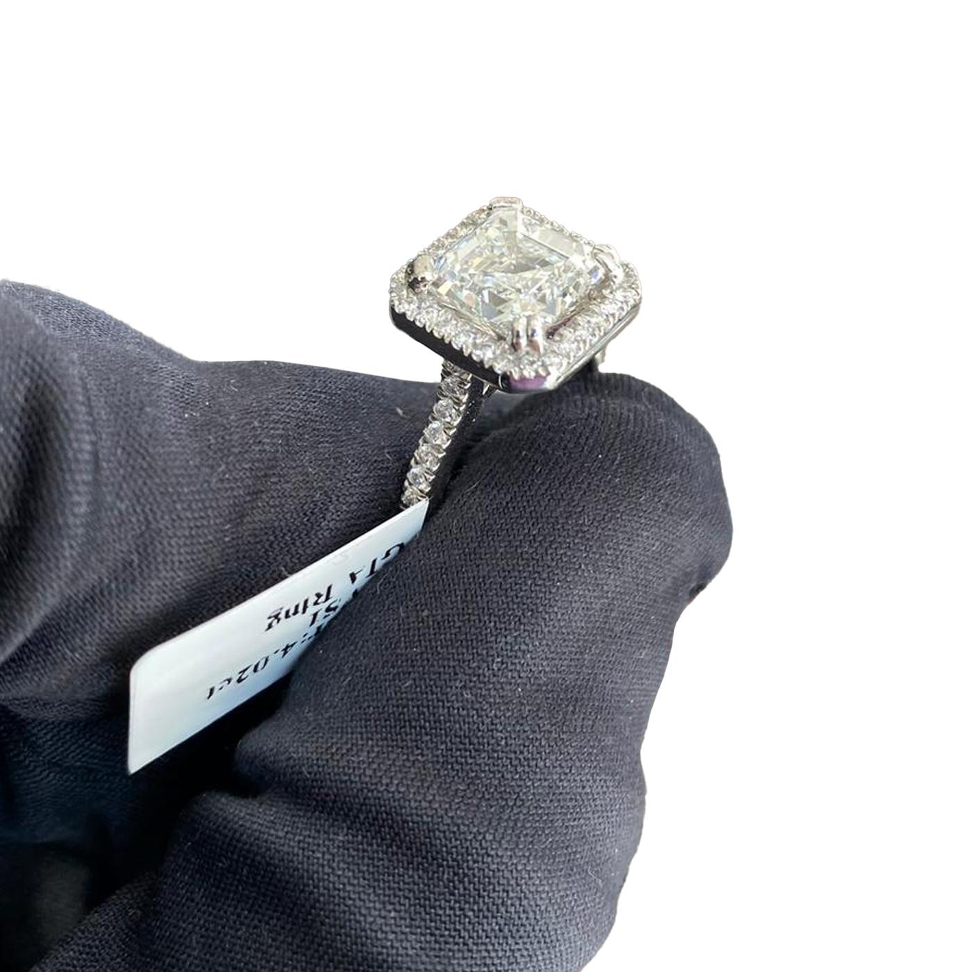 Platin-Verlobungsring mit GIA-zertifiziertem 4,02 Karat quadratischem Diamanten im Asscher-Schliff  im Angebot 6