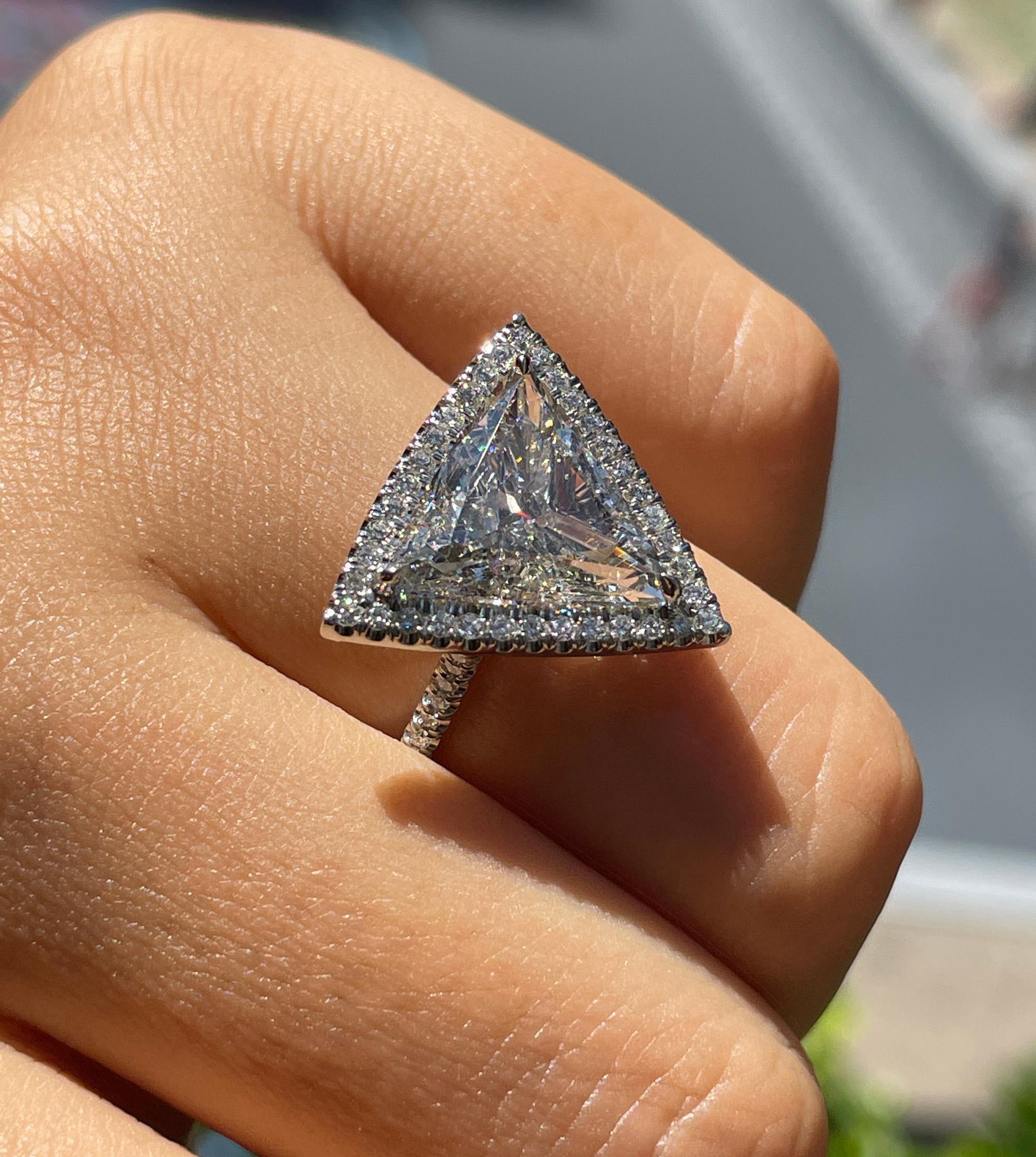 GIA 4.02ctw Trillion Diamond Engagement Halo Pave Platinum Ring For Sale 11