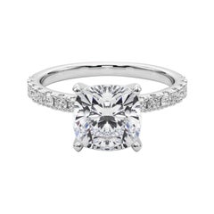 GIA 4.03ct Cushion Solitaire con media eternidad Anillo de diamantes de oro blanco de 18 quilates