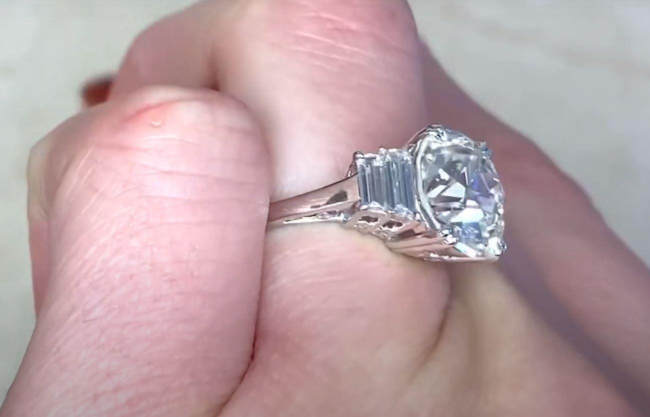 GIA 4.26ct Old European Cut Diamond Engagement Ring, K Color, VS1 Clarity In Excellent Condition For Sale In New York, NY