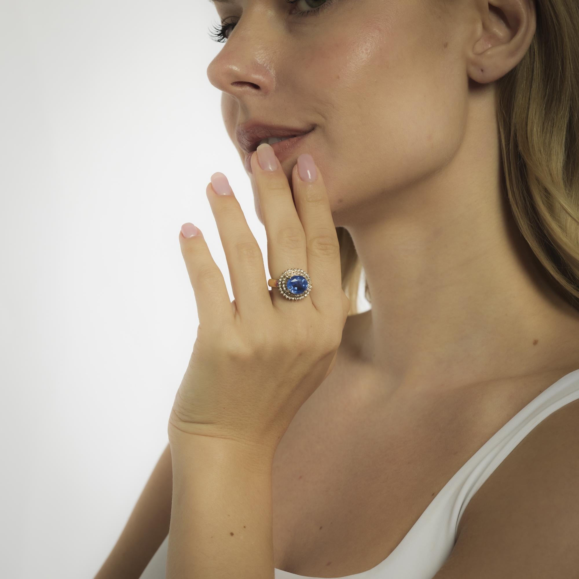 GIA 4,30 Karat Ceylon keine Hitze Saphir Diamant 18k Gelbgold-Cluster-Ring (Ovalschliff) im Angebot