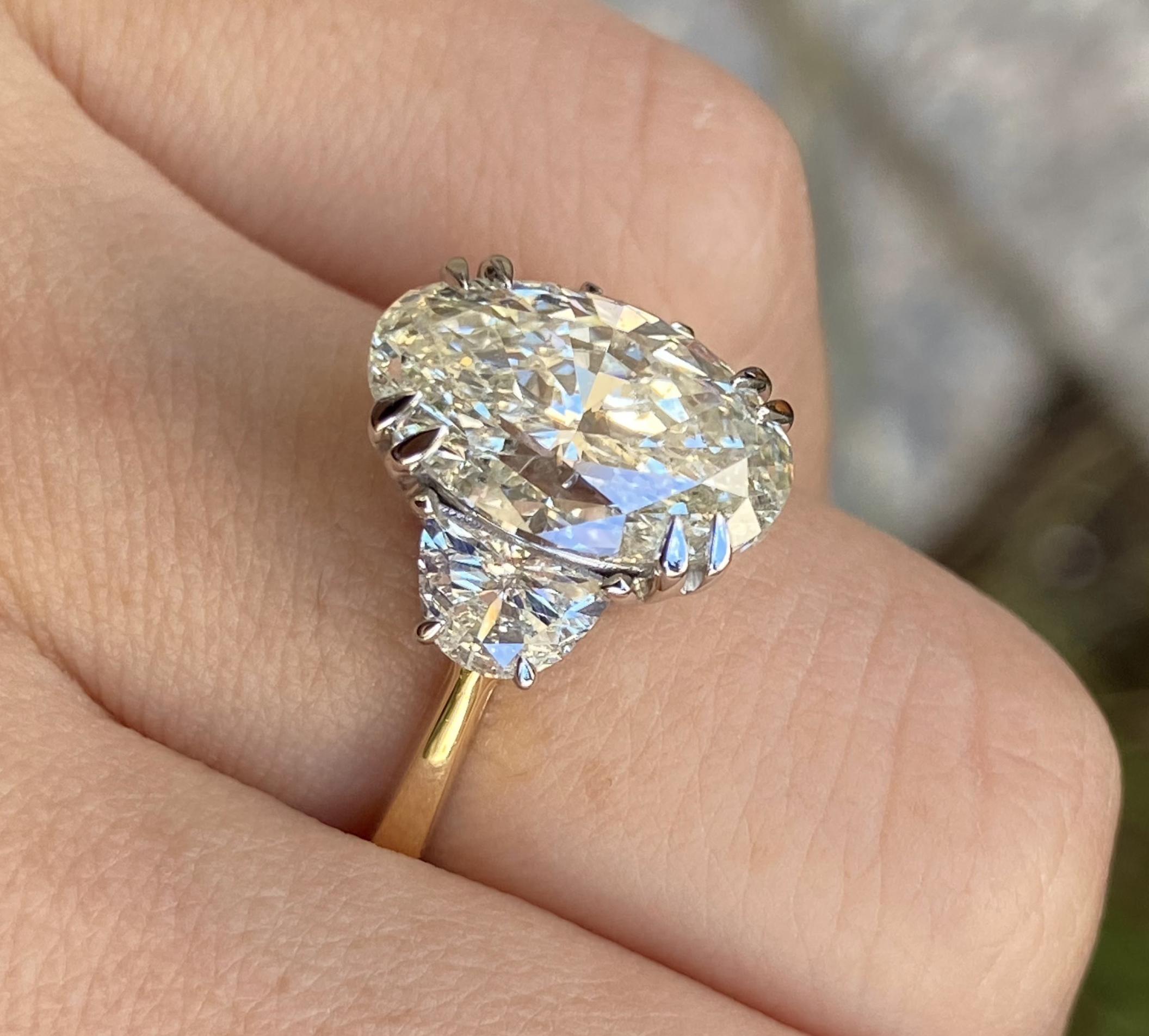 Women's GIA 4.40ct Estate Vintage Oval Diamond 3 Stone Engagement Wedding Ring Plat/18k