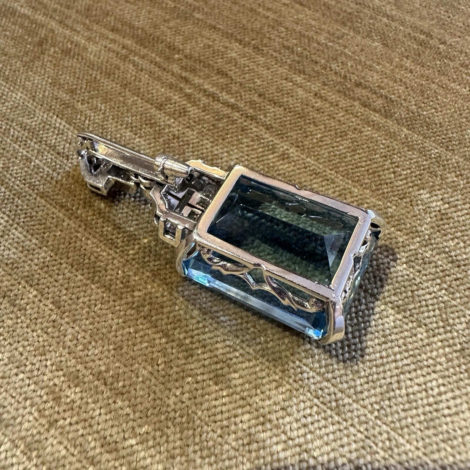 GIA 45 ct Aquamarin Santa Maria Blau & Diamant Art Deco Brosche Platin im Zustand „Hervorragend“ im Angebot in La Jolla, CA