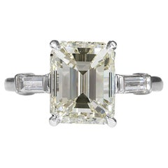 Bague de fiançailles de succession en platine avec diamant taille émeraude de 4,50 carats, certifié GIA